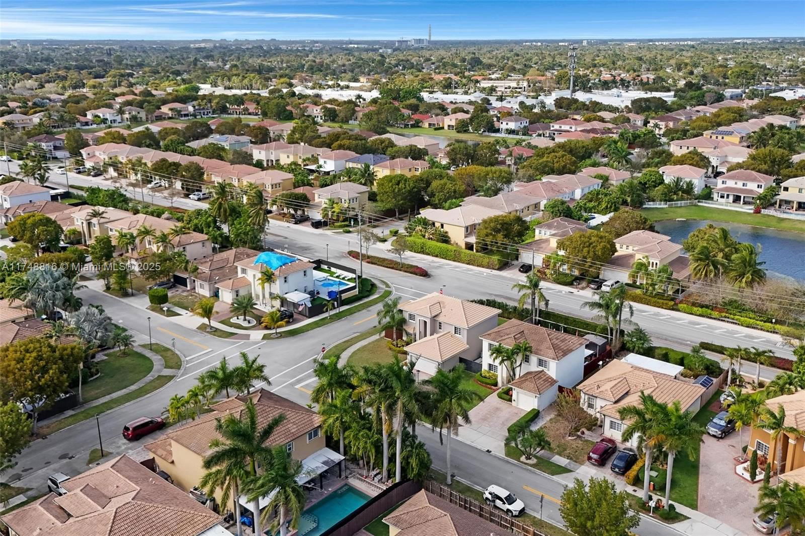 Real estate property located at 8851 208th Ter, Miami-dade, Pelican Bay At Old Cutler, Cutler Bay, FL