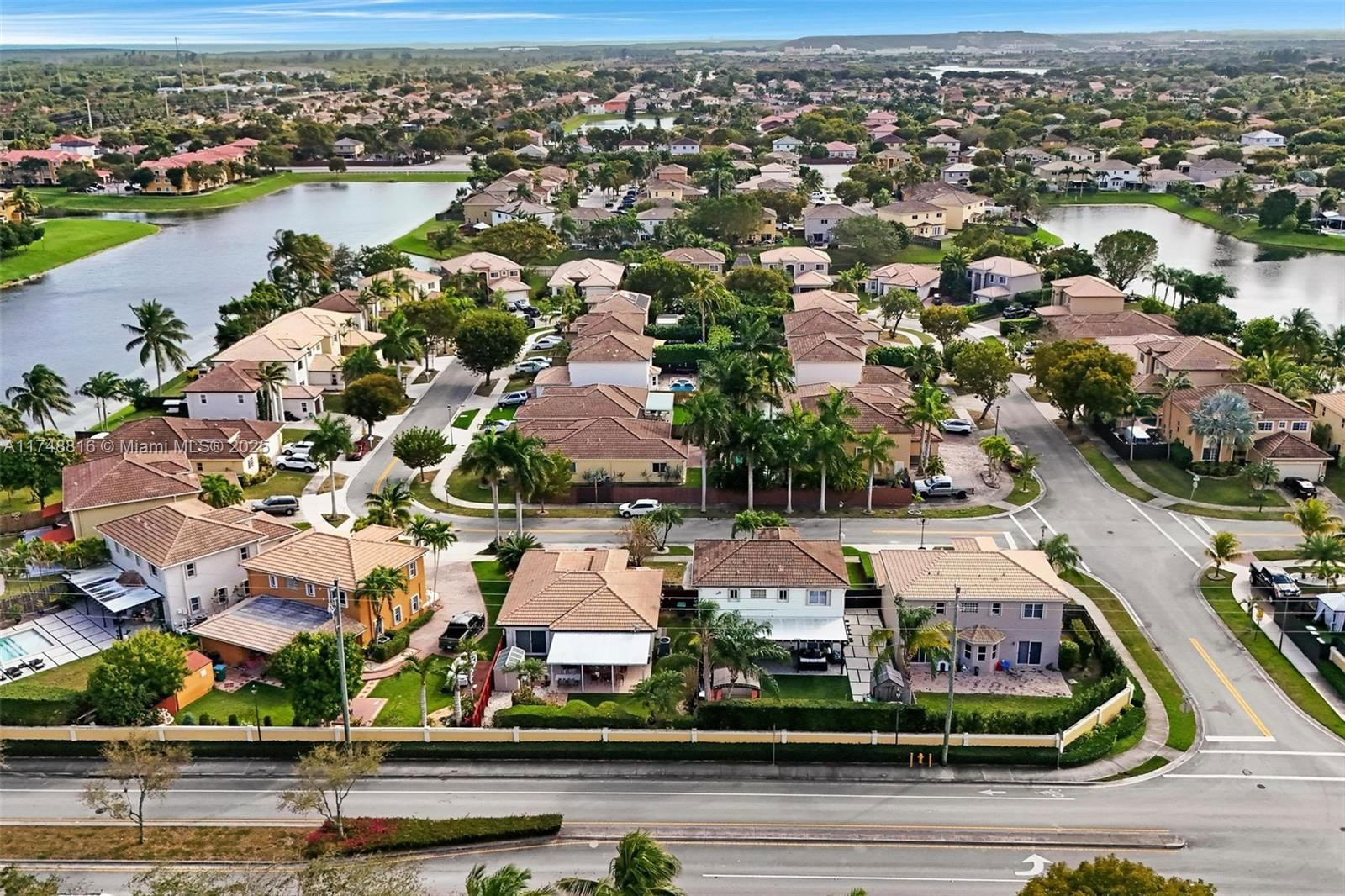 Real estate property located at 8851 208th Ter, Miami-dade, Pelican Bay At Old Cutler, Cutler Bay, FL