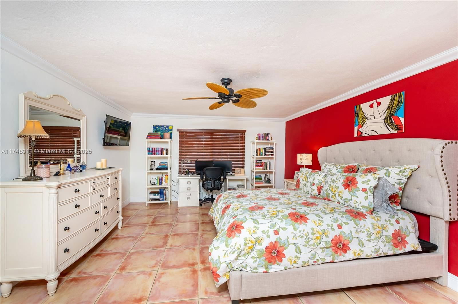 Real estate property located at 11251 48th St, Miami-dade, Westwood Lake 4th Addn, Miami, FL