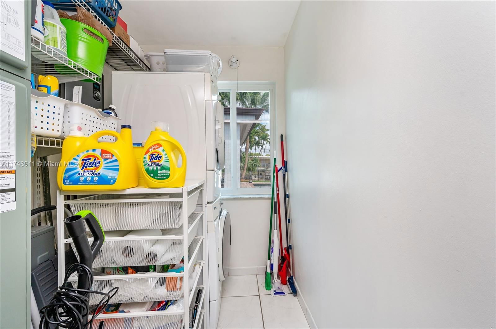 Real estate property located at 11251 48th St, Miami-dade, Westwood Lake 4th Addn, Miami, FL