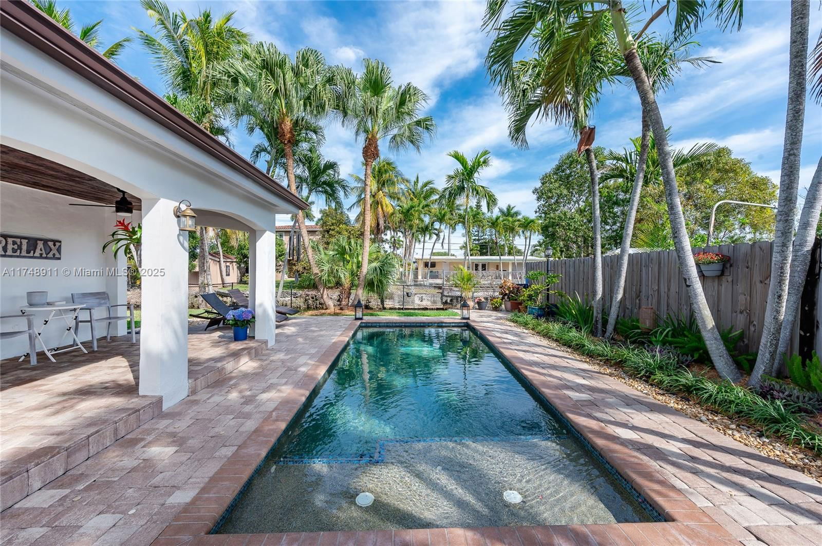 Real estate property located at 11251 48th St, Miami-dade, Westwood Lake 4th Addn, Miami, FL