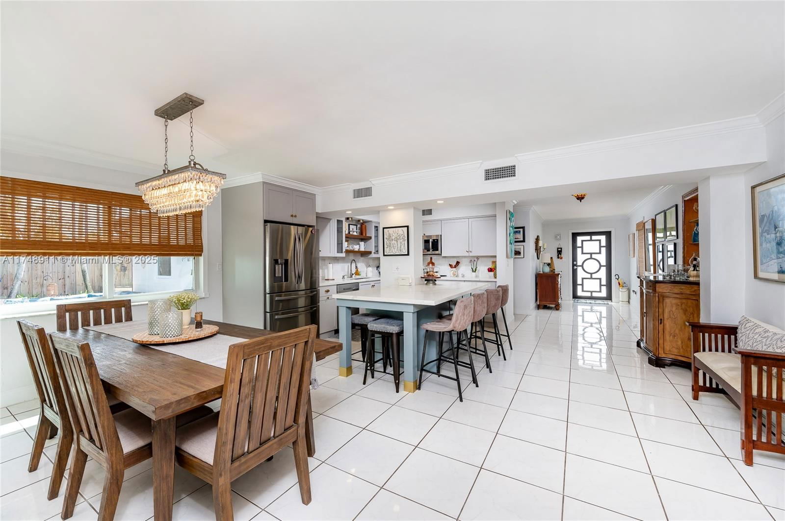 Real estate property located at 11251 48th St, Miami-dade, Westwood Lake 4th Addn, Miami, FL