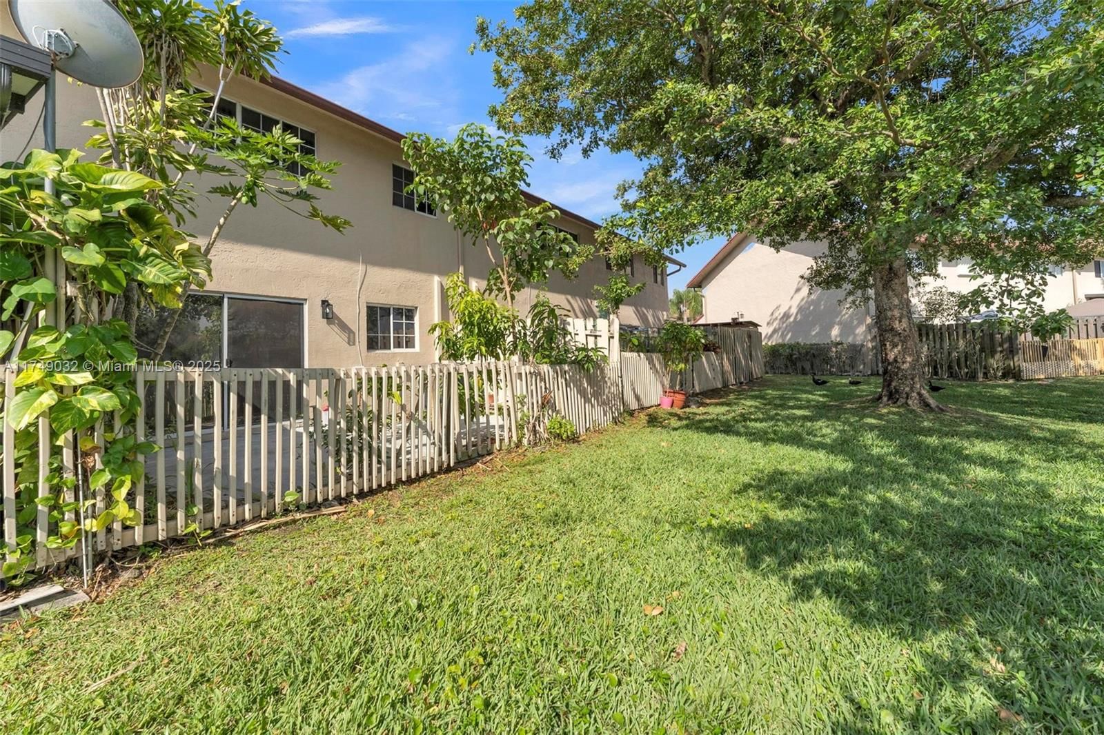 Real estate property located at 9745 37th St #9745, Broward, Welleby Unit Thirteen, Sunrise, FL
