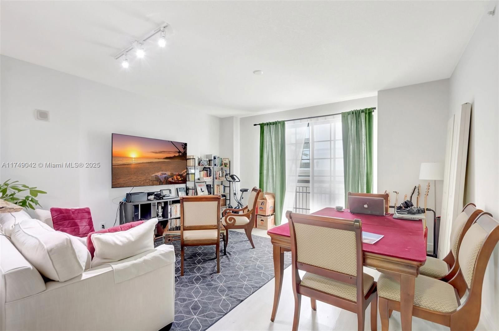 Real estate property located at 233 Federal Hwy #216, Palm Beach, Boca Grand Condo, Boca Raton, FL