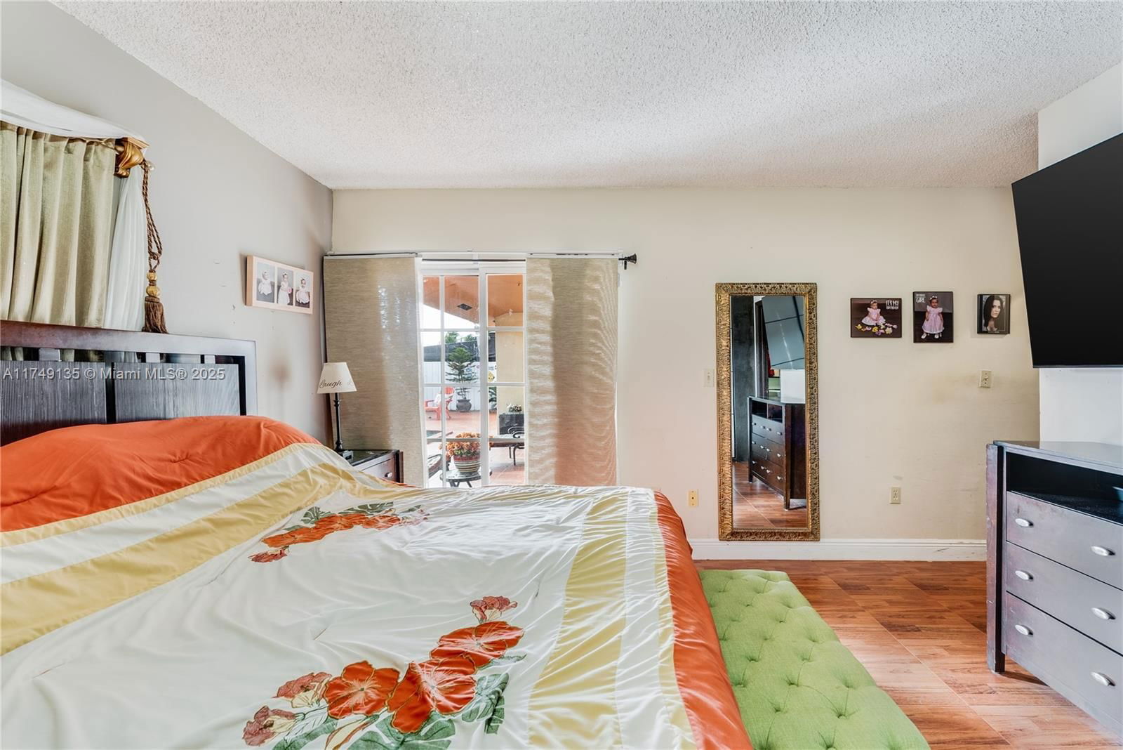 Real estate property located at 1001 127th Pl, Miami-dade, Vista Sub, Miami, FL