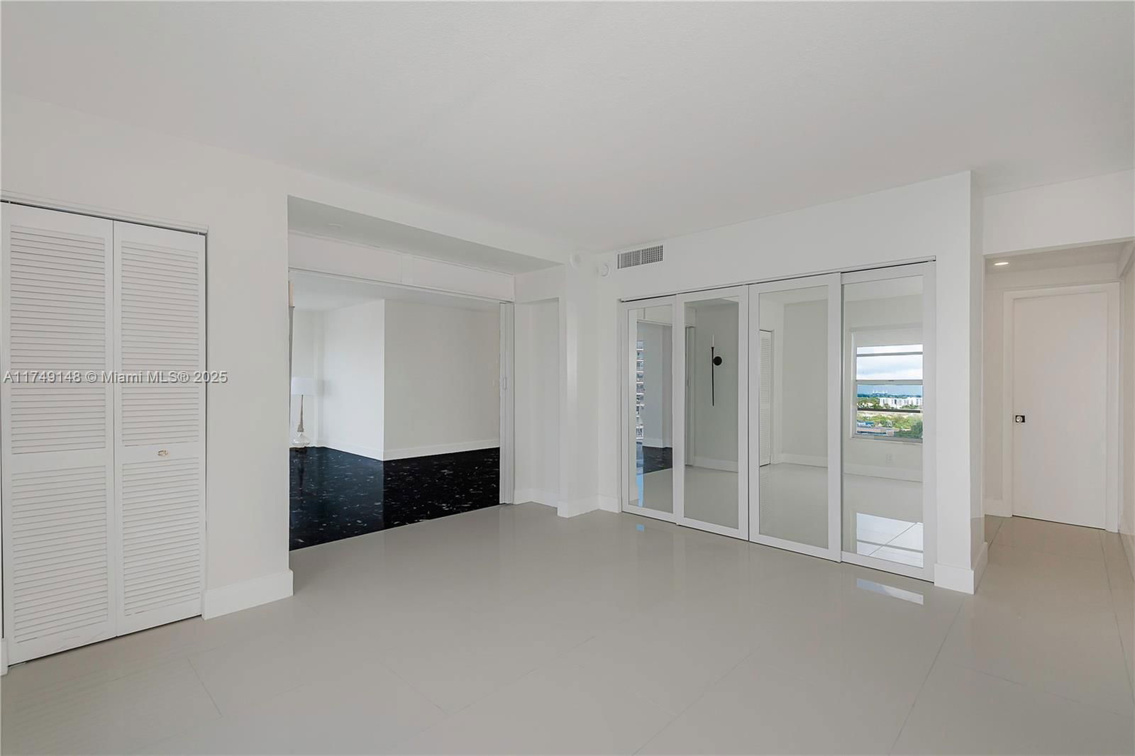 Real estate property located at 11111 Biscayne Blvd #17H, Miami-dade, Jockey Club Condo, Miami, FL