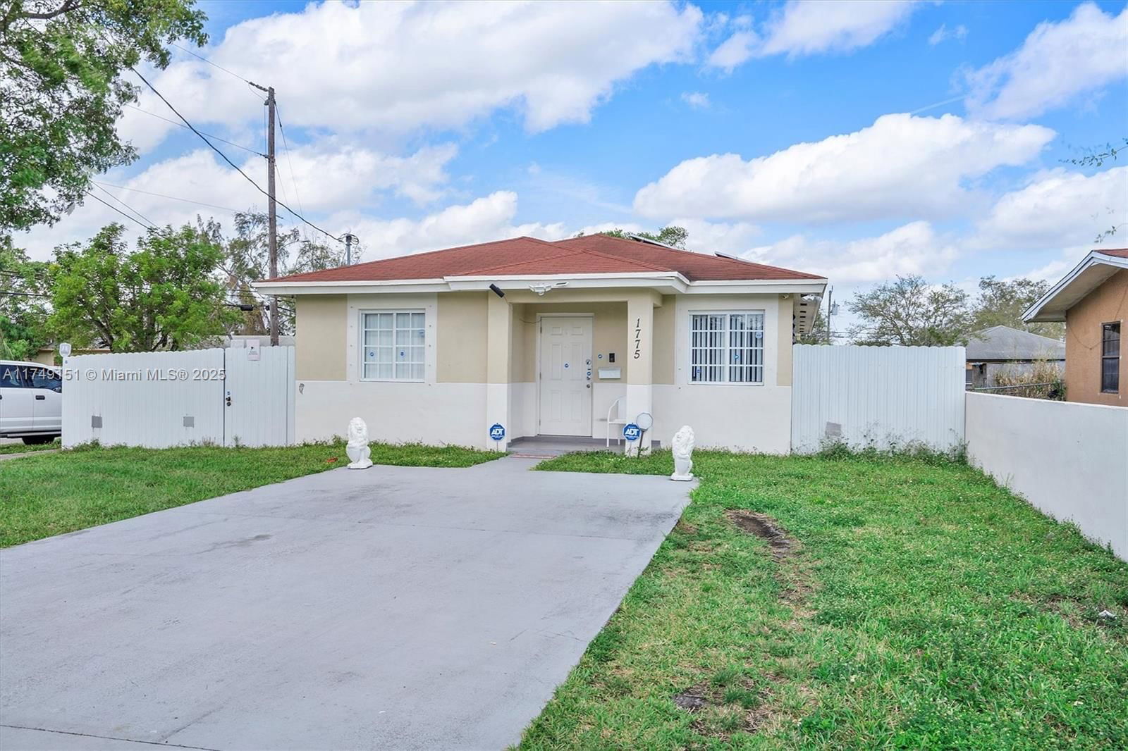 Real estate property located at 1775 76th Ter, Miami-dade, Tennyson Heights, Miami, FL
