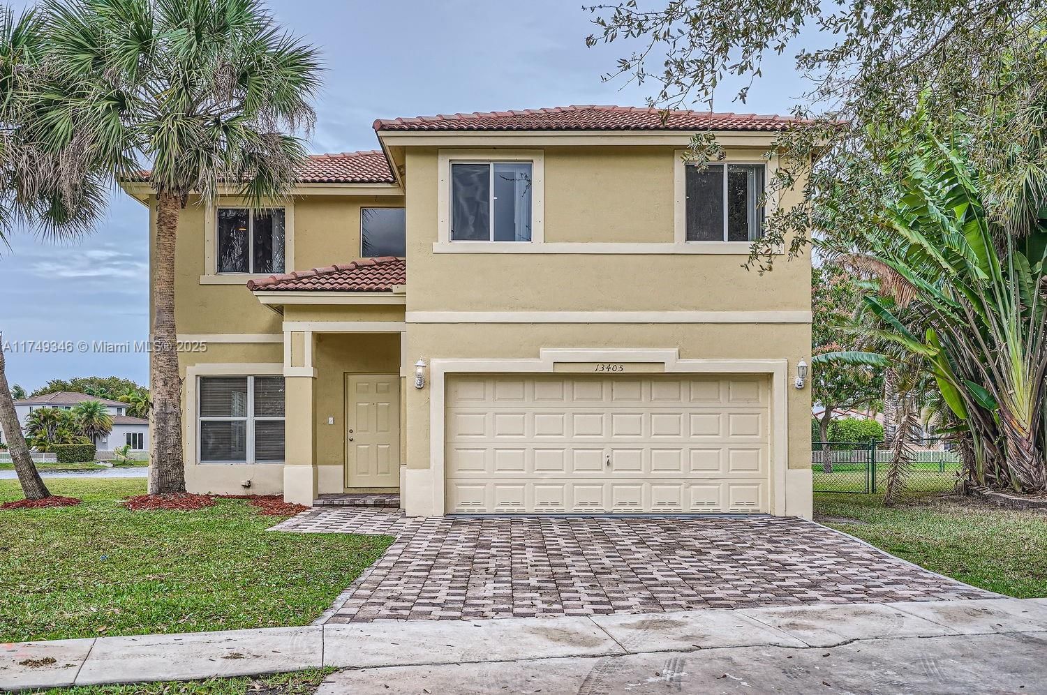 Real estate property located at 13405 22nd St, Broward, Pod 5 At Monarch Lakes, Miramar, FL