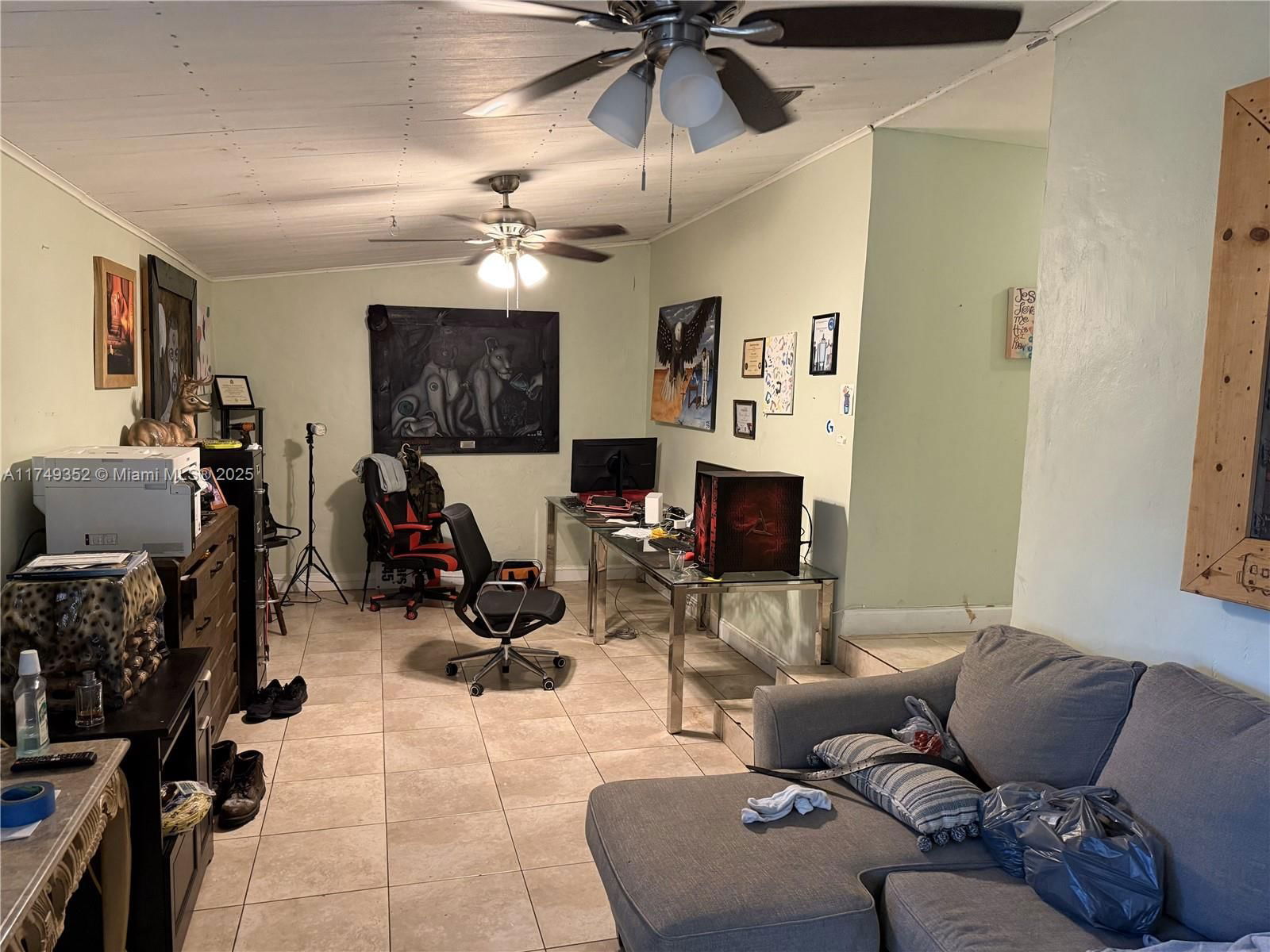 Real estate property located at 240 17th Ct, Miami-dade, Idlewild Park, Miami, FL