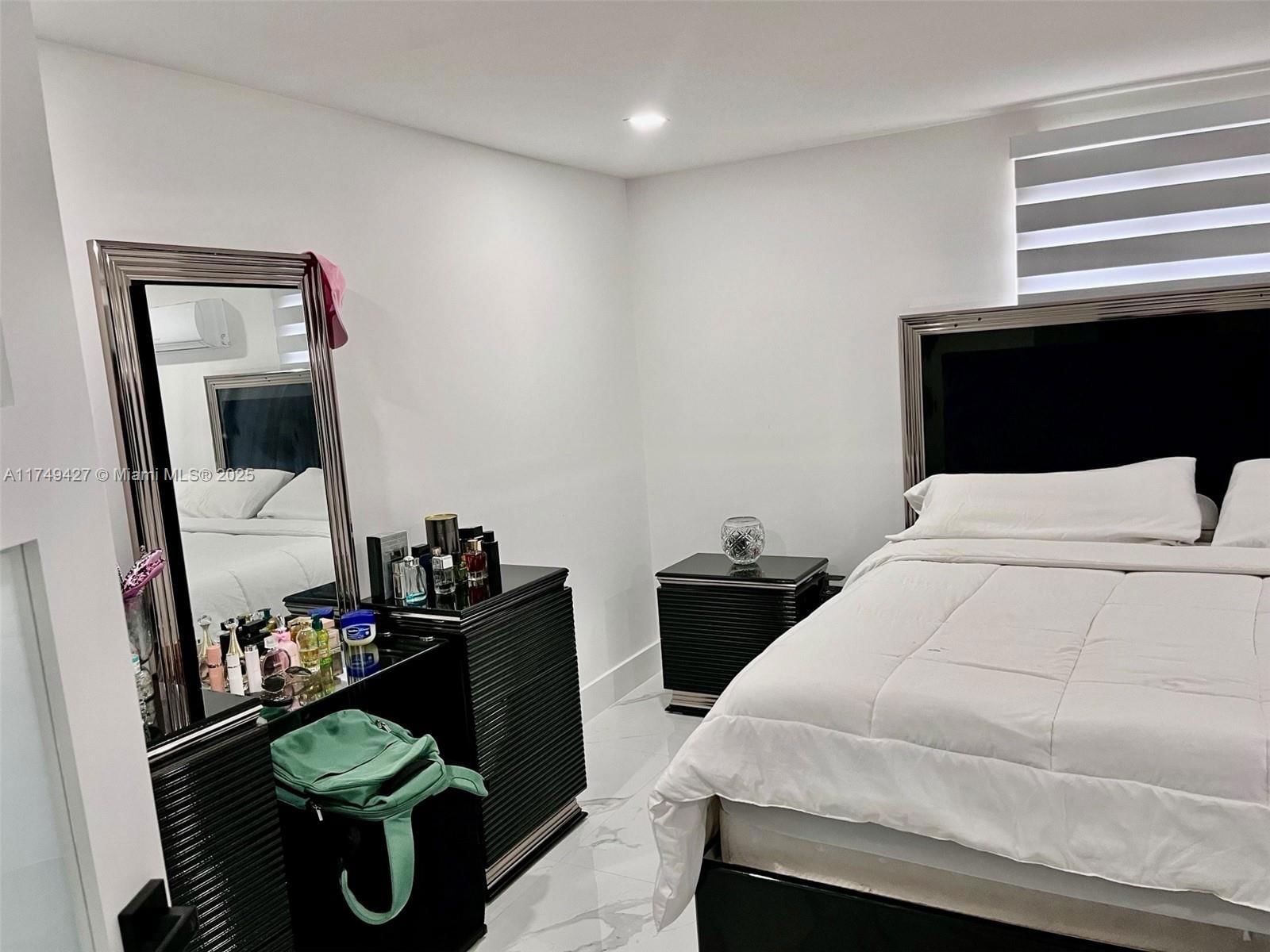 Real estate property located at 12904 68th St N, Palm Beach, Acreage, West Palm Beach, FL