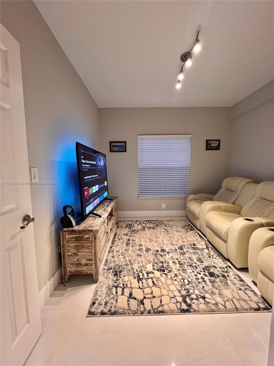 Real estate property located at 14026 Cypress Cove Cir, Broward, West Park-west Parcel, Davie, FL