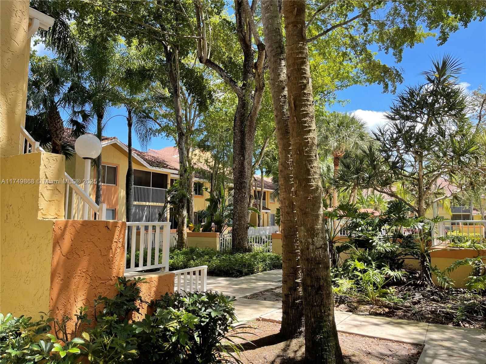 Real estate property located at 1188 Coral Club Dr #1188, Broward, Napoli Gardens At Coral S, Coral Springs, FL
