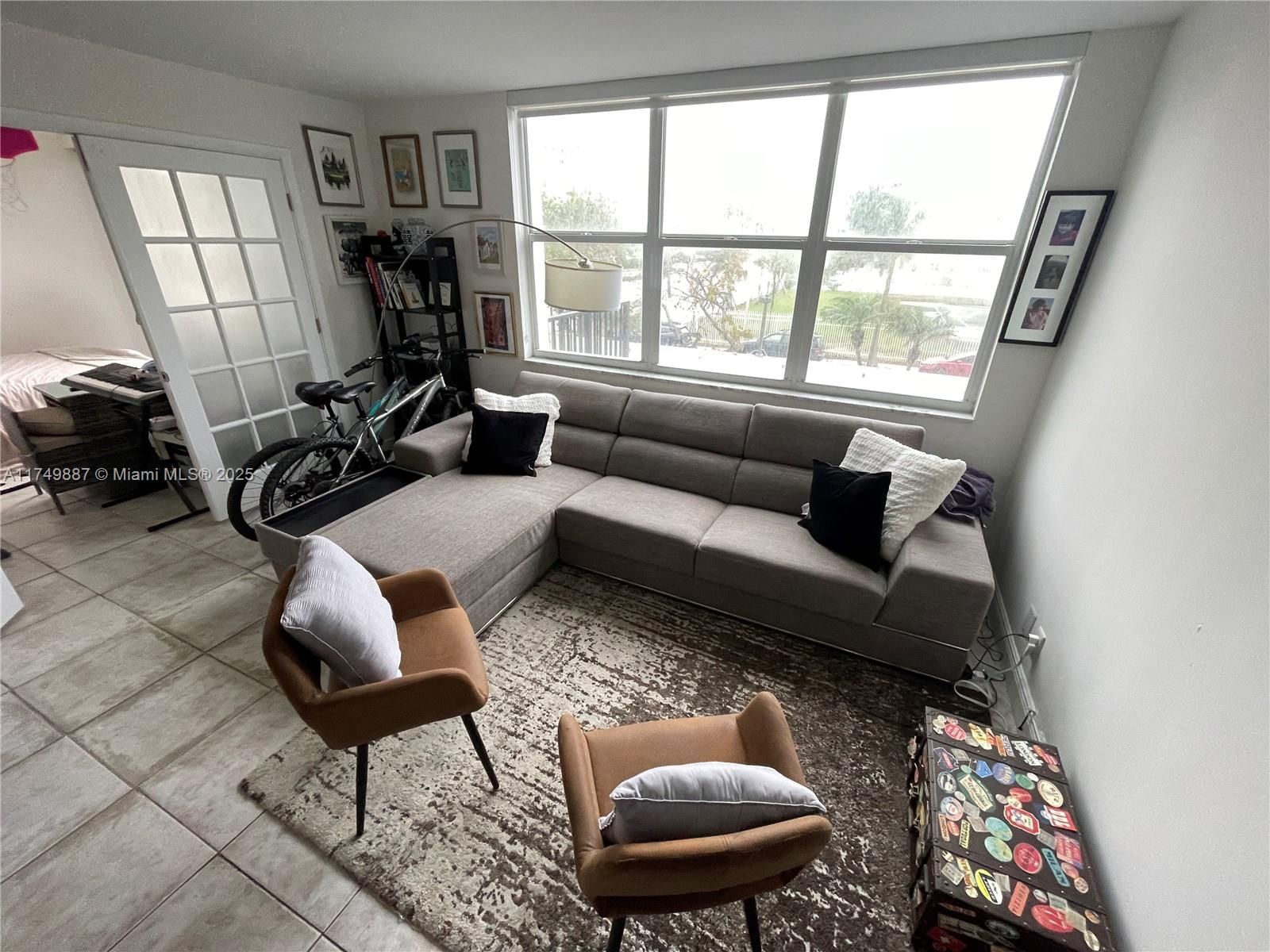 Real estate property located at 2101 Ocean Dr #205, Broward, Quadomain Tower I And Iv, Hollywood, FL