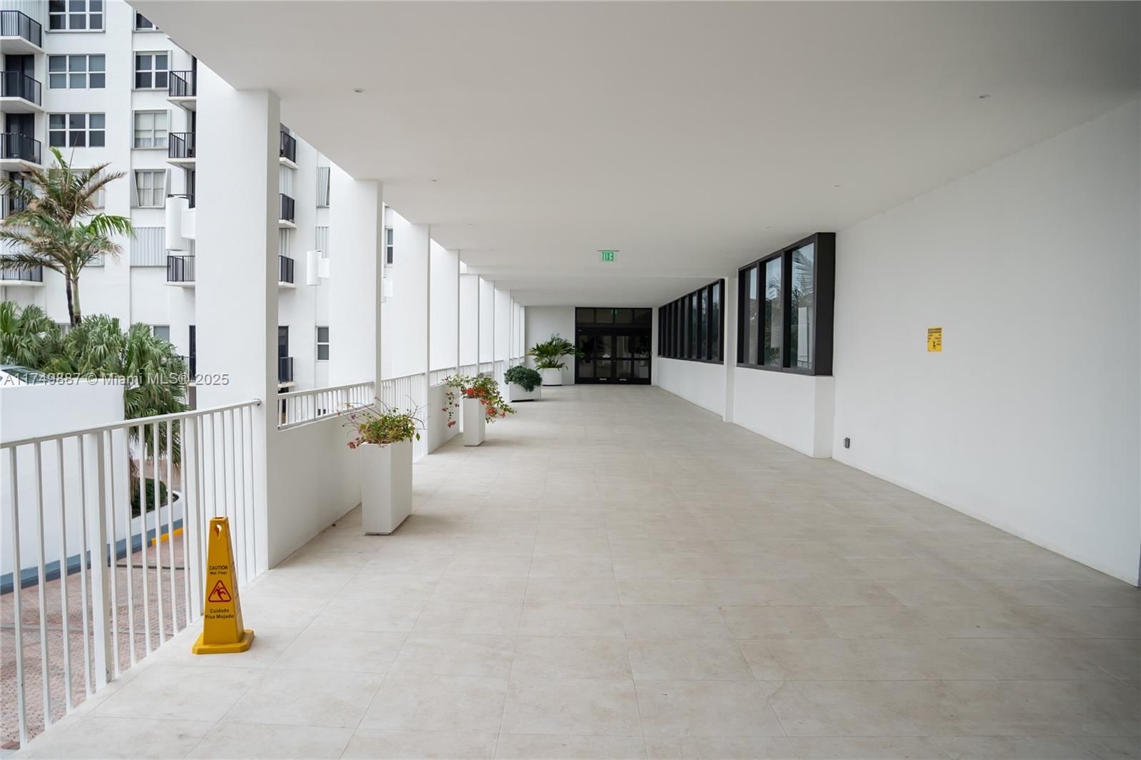Real estate property located at 2101 Ocean Dr #205, Broward, Quadomain Tower I And Iv, Hollywood, FL