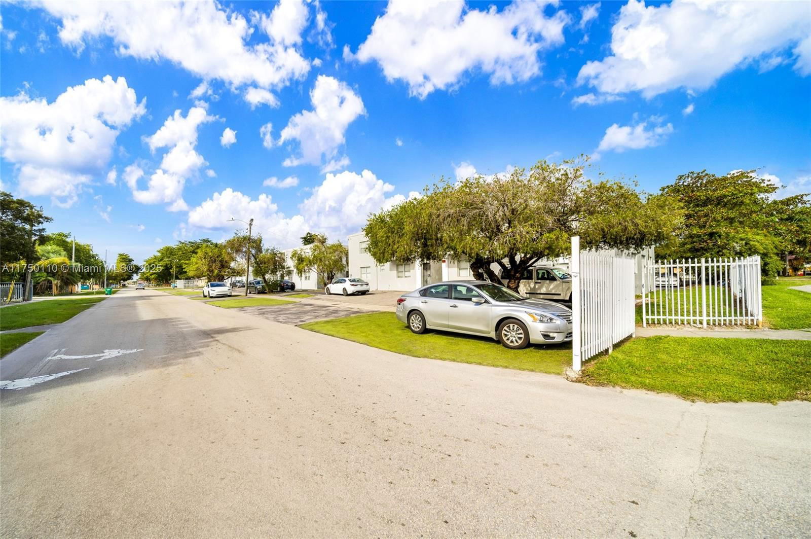 Real estate property located at 2301 Atlantic Ave, Miami-dade, Opa-Locka, FL