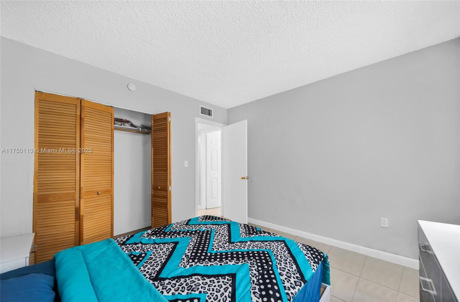 Real estate property located at 2301 Atlantic Ave, Miami-dade, Opa-Locka, FL