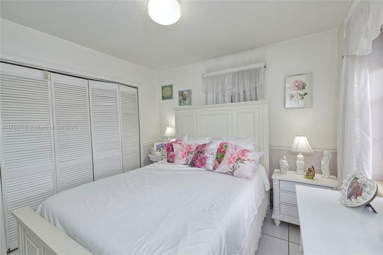 Real estate property located at 10745 Westwood Lake Dr, Miami-dade, Westwood Lake 10th Addn, Miami, FL