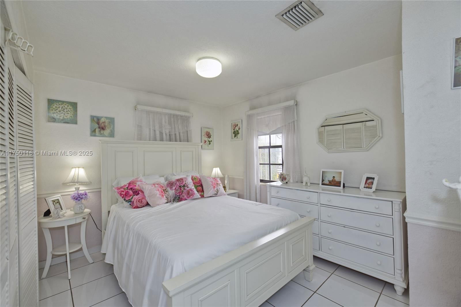 Real estate property located at 10745 Westwood Lake Dr, Miami-dade, Westwood Lake 10th Addn, Miami, FL