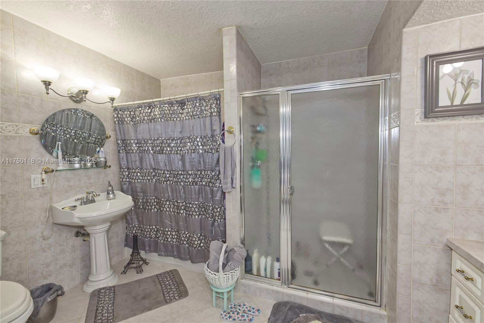 Real estate property located at 10745 Westwood Lake Dr, Miami-dade, Westwood Lake 10th Addn, Miami, FL