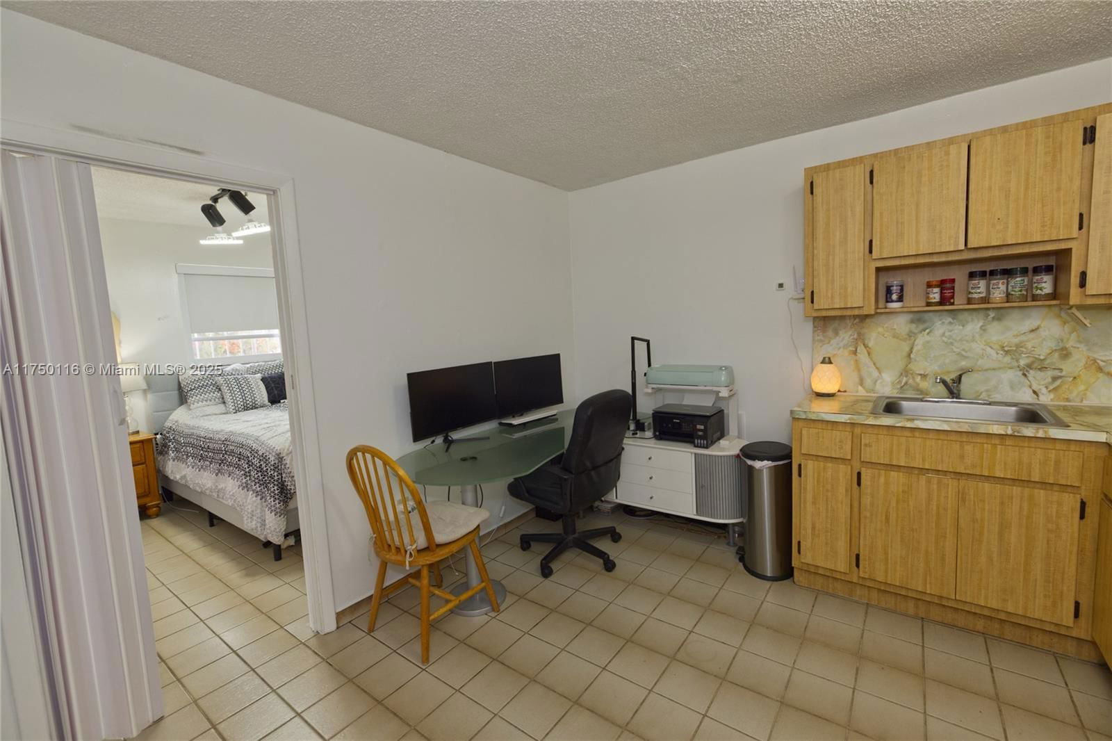 Real estate property located at 10745 Westwood Lake Dr, Miami-dade, Westwood Lake 10th Addn, Miami, FL