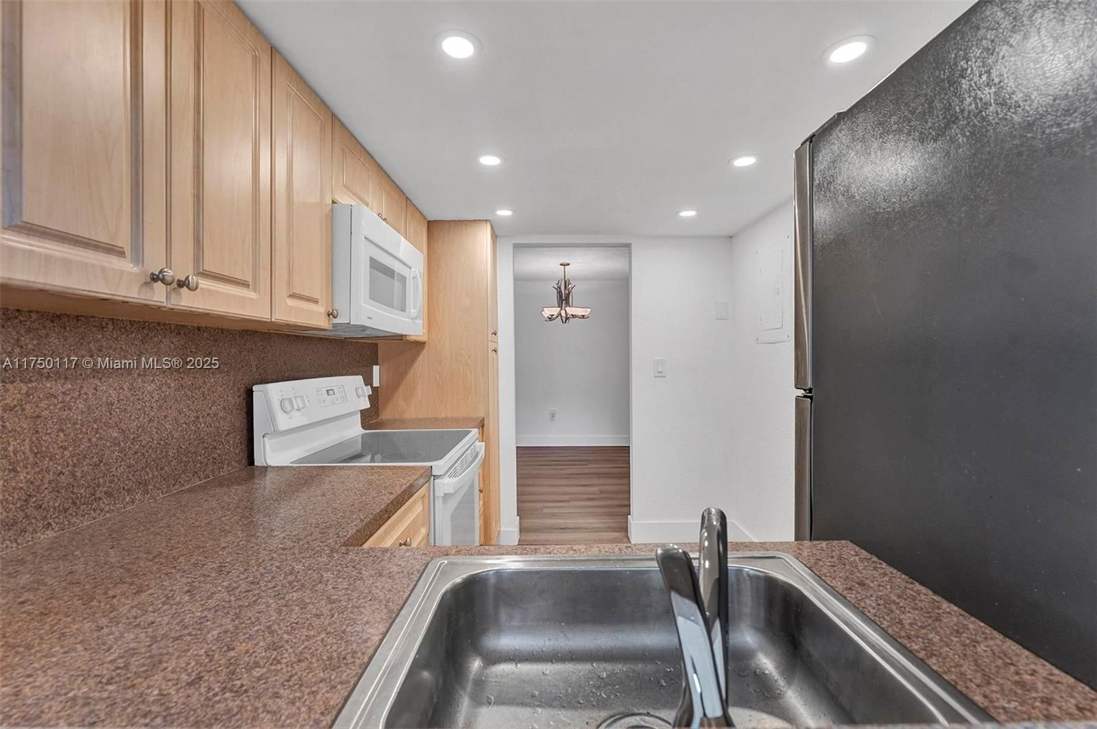 Real estate property located at 9410 Flagler St #109-1, Miami-dade, Versialles Gardens Ii Con, Miami, FL