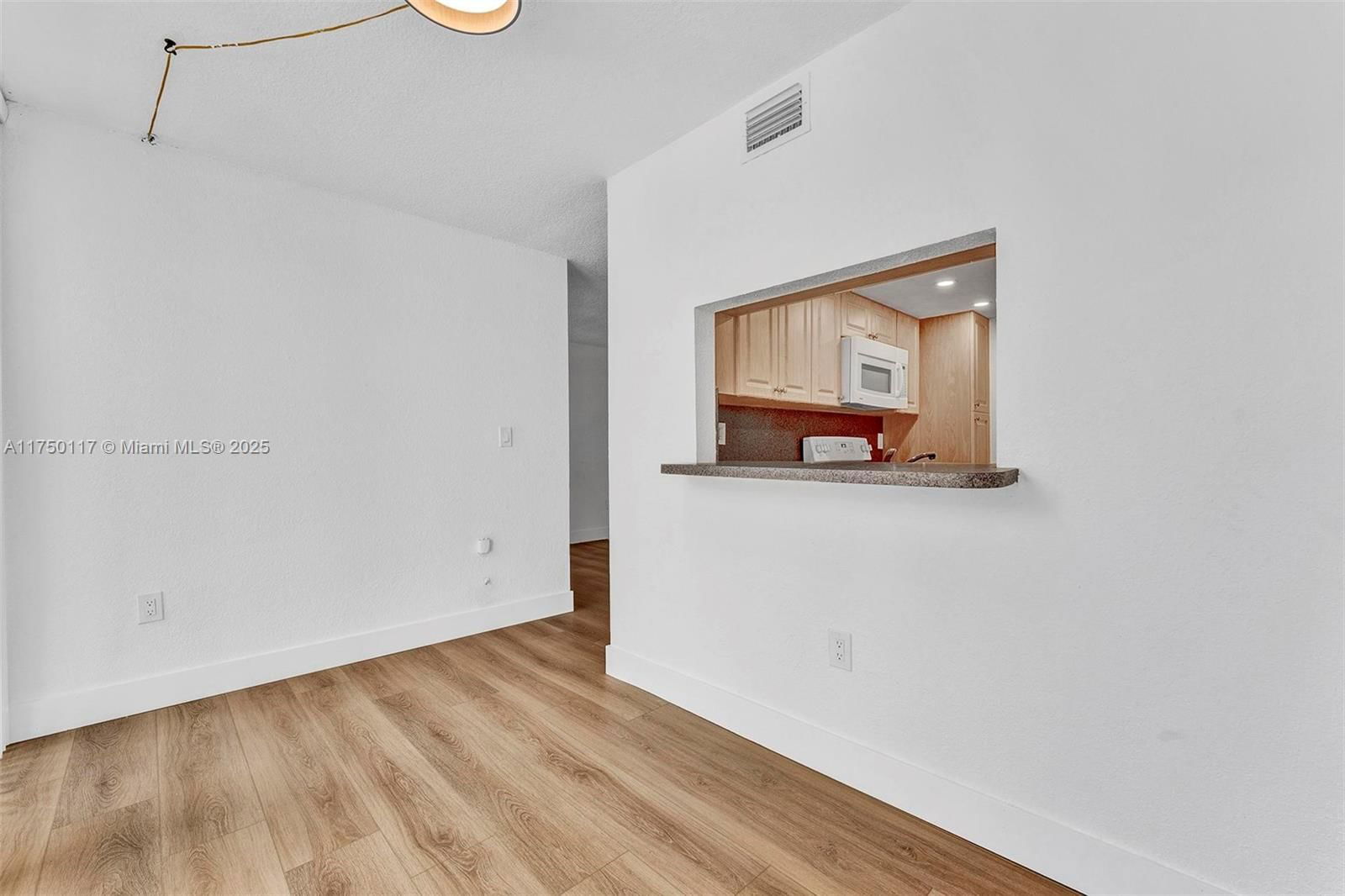 Real estate property located at 9410 Flagler St #109-1, Miami-dade, Versialles Gardens Ii Con, Miami, FL