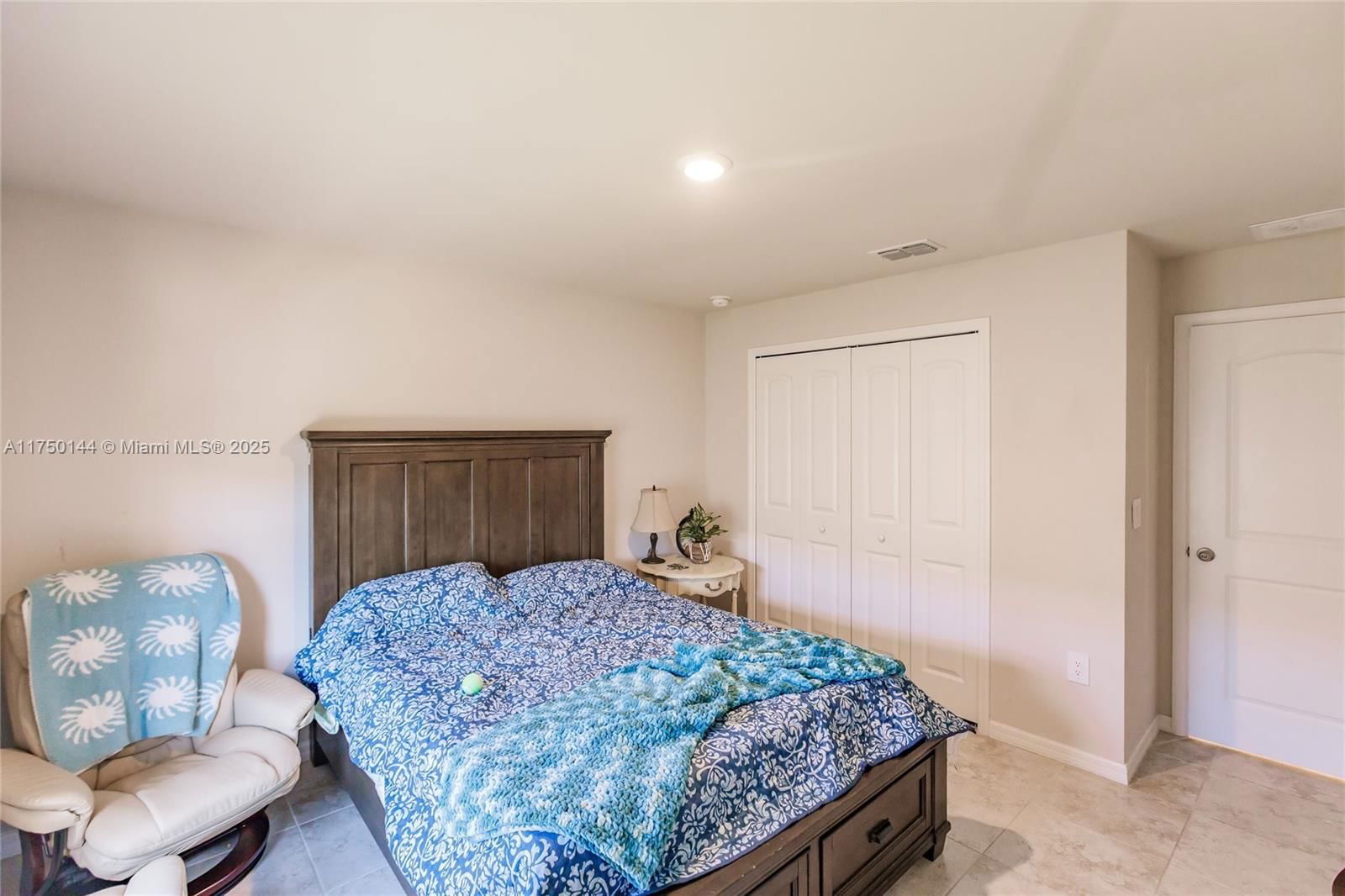 Real estate property located at 2705 5th Ter, Lee, Cape Coral, Cape Coral, FL