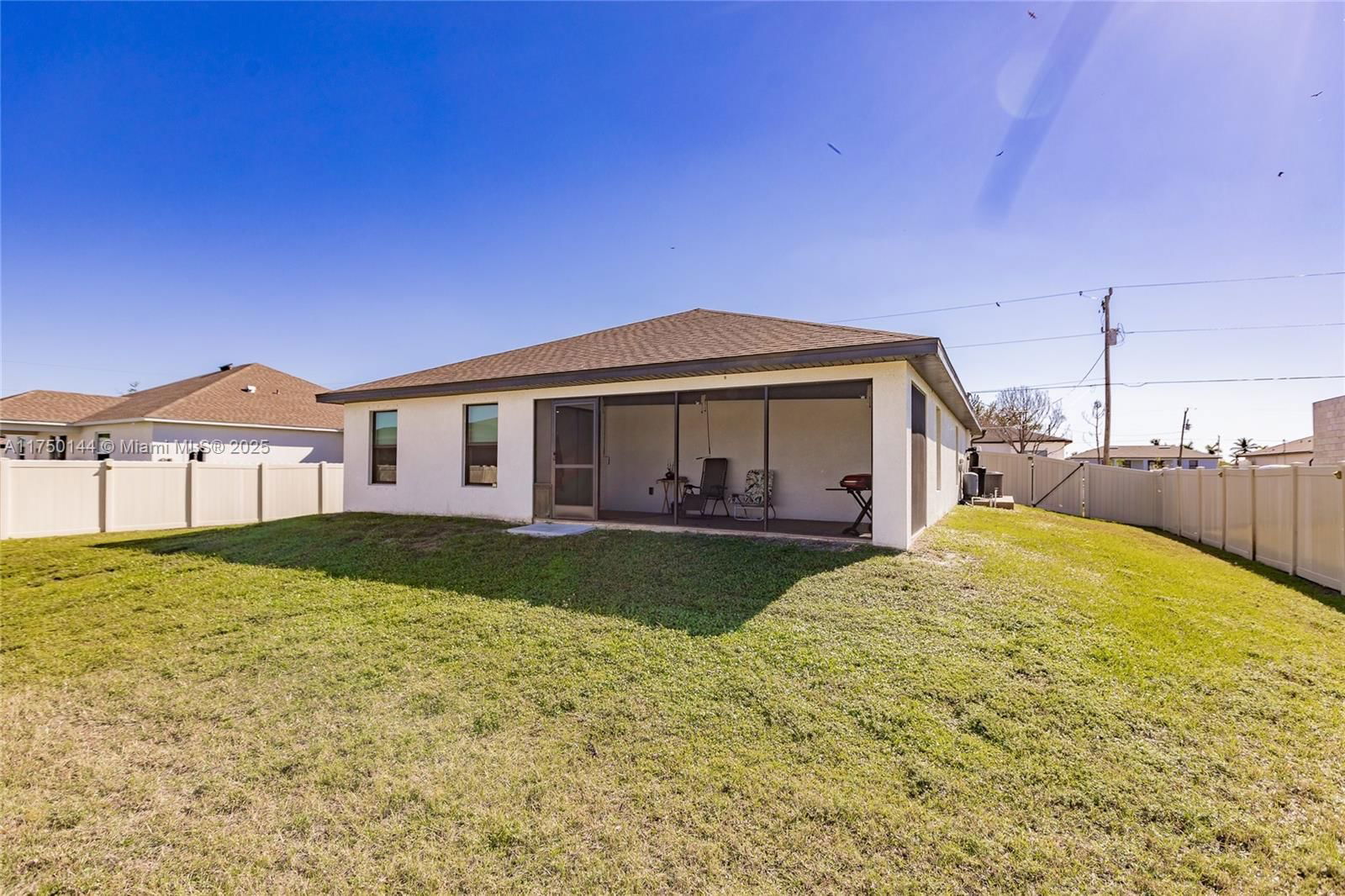 Real estate property located at 2705 5th Ter, Lee, Cape Coral, Cape Coral, FL