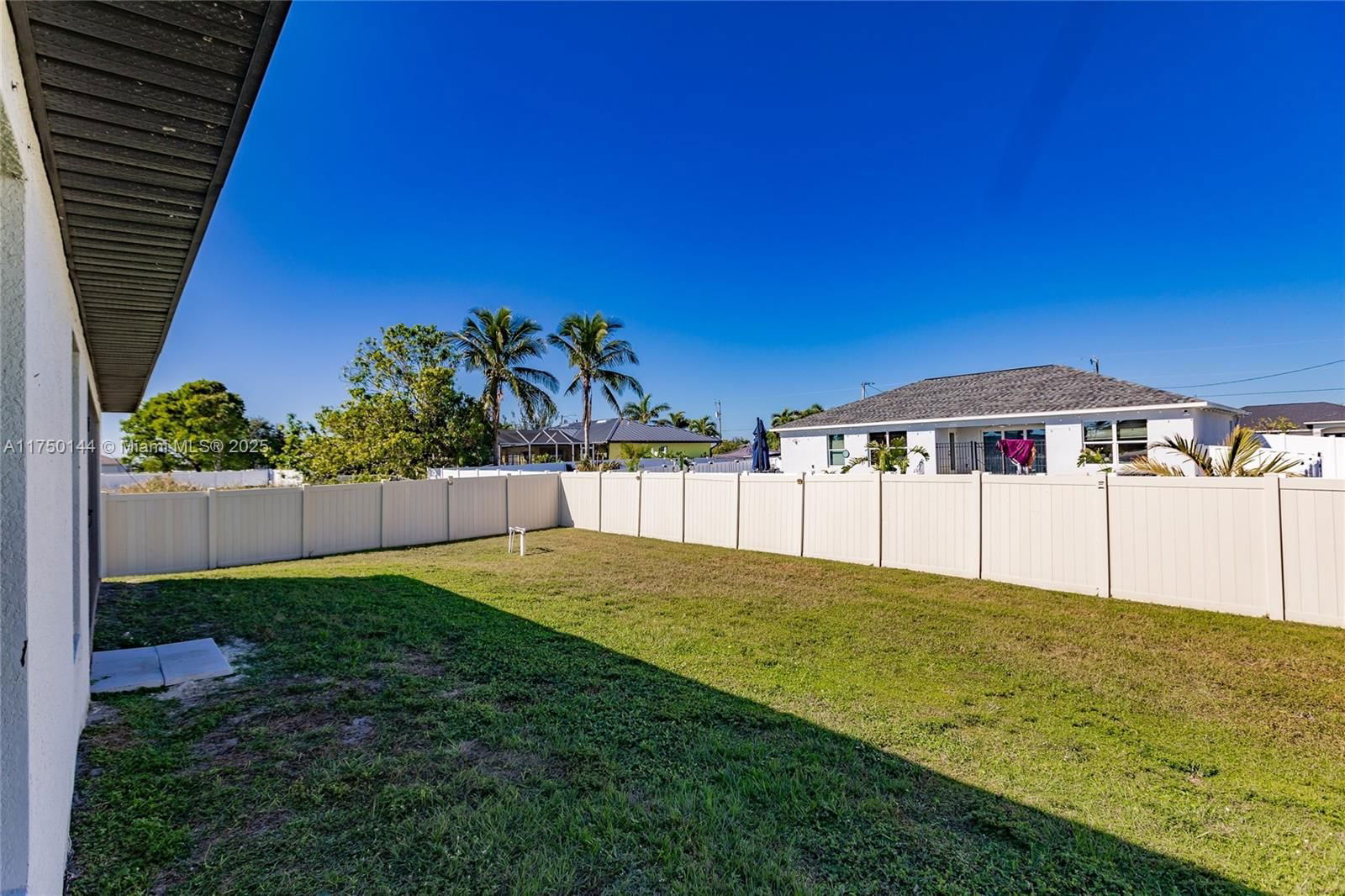 Real estate property located at 2705 5th Ter, Lee, Cape Coral, Cape Coral, FL