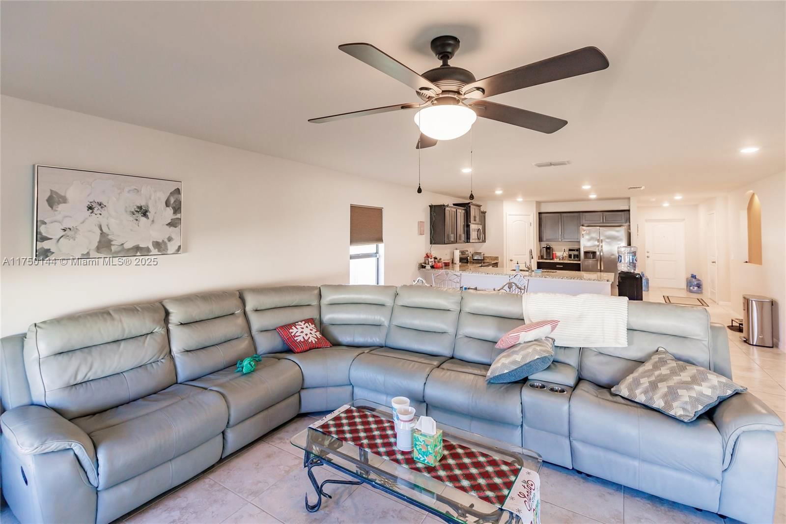 Real estate property located at 2705 5th Ter, Lee, Cape Coral, Cape Coral, FL