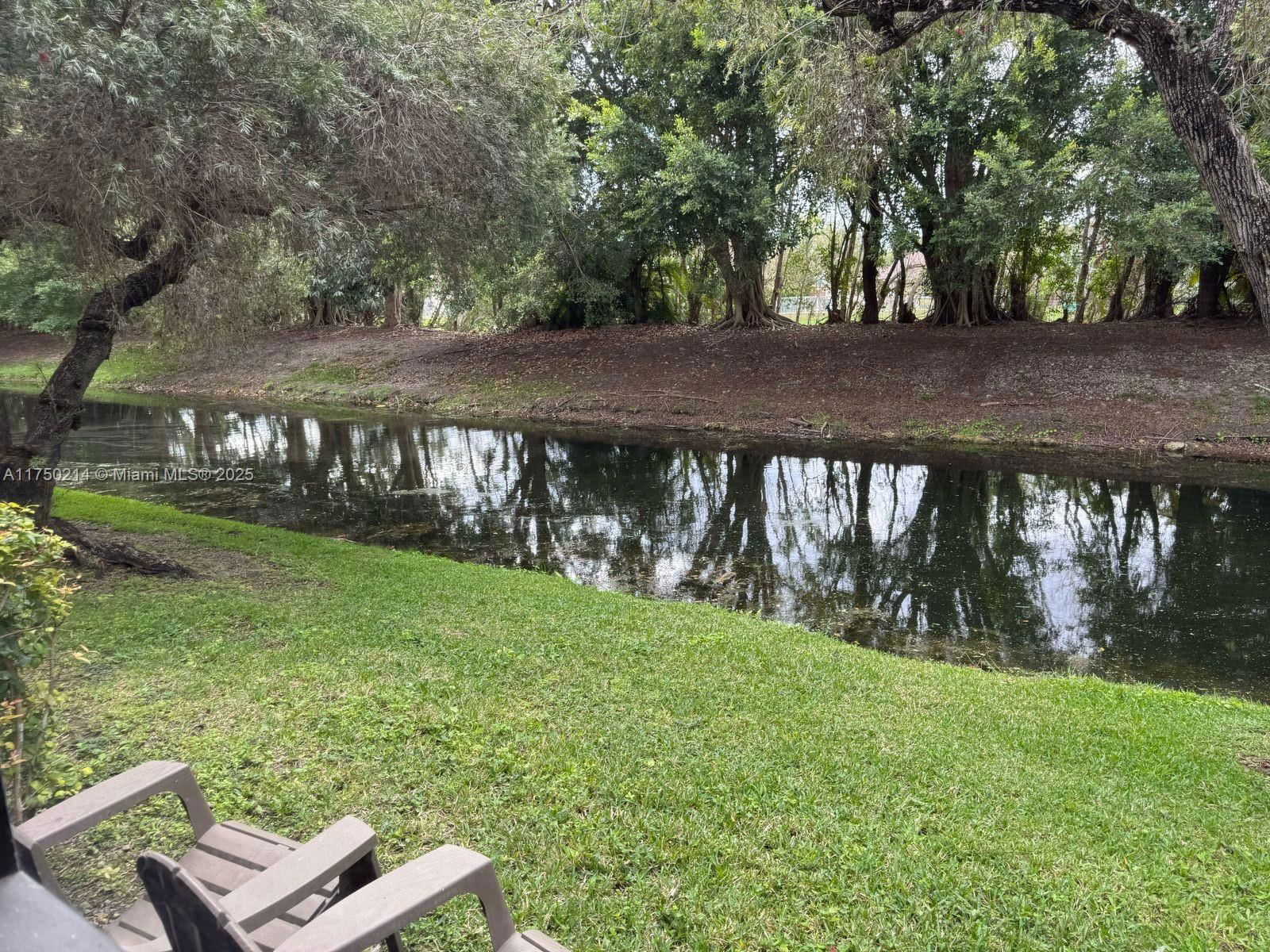 Real estate property located at 435 Lakeview Dr #104, Broward, Racquet Club Apartments A, Weston, FL