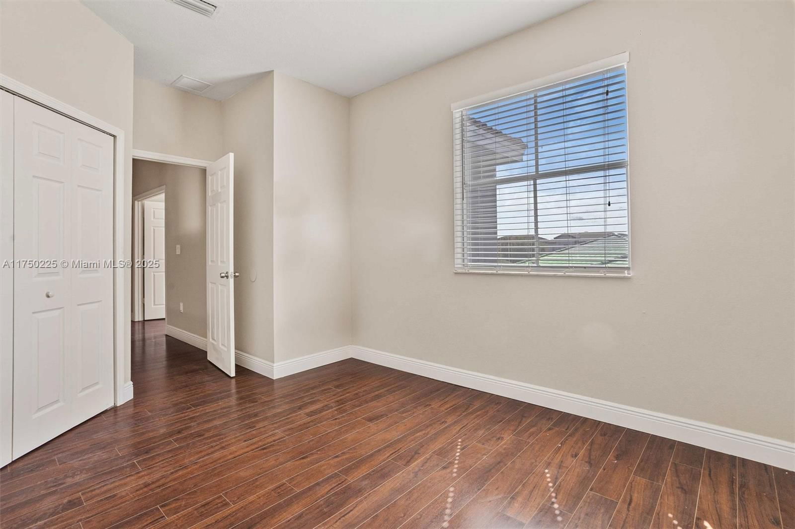 Real estate property located at 11104 242nd St, Miami-dade, Bluewaters Subdivision, Homestead, FL
