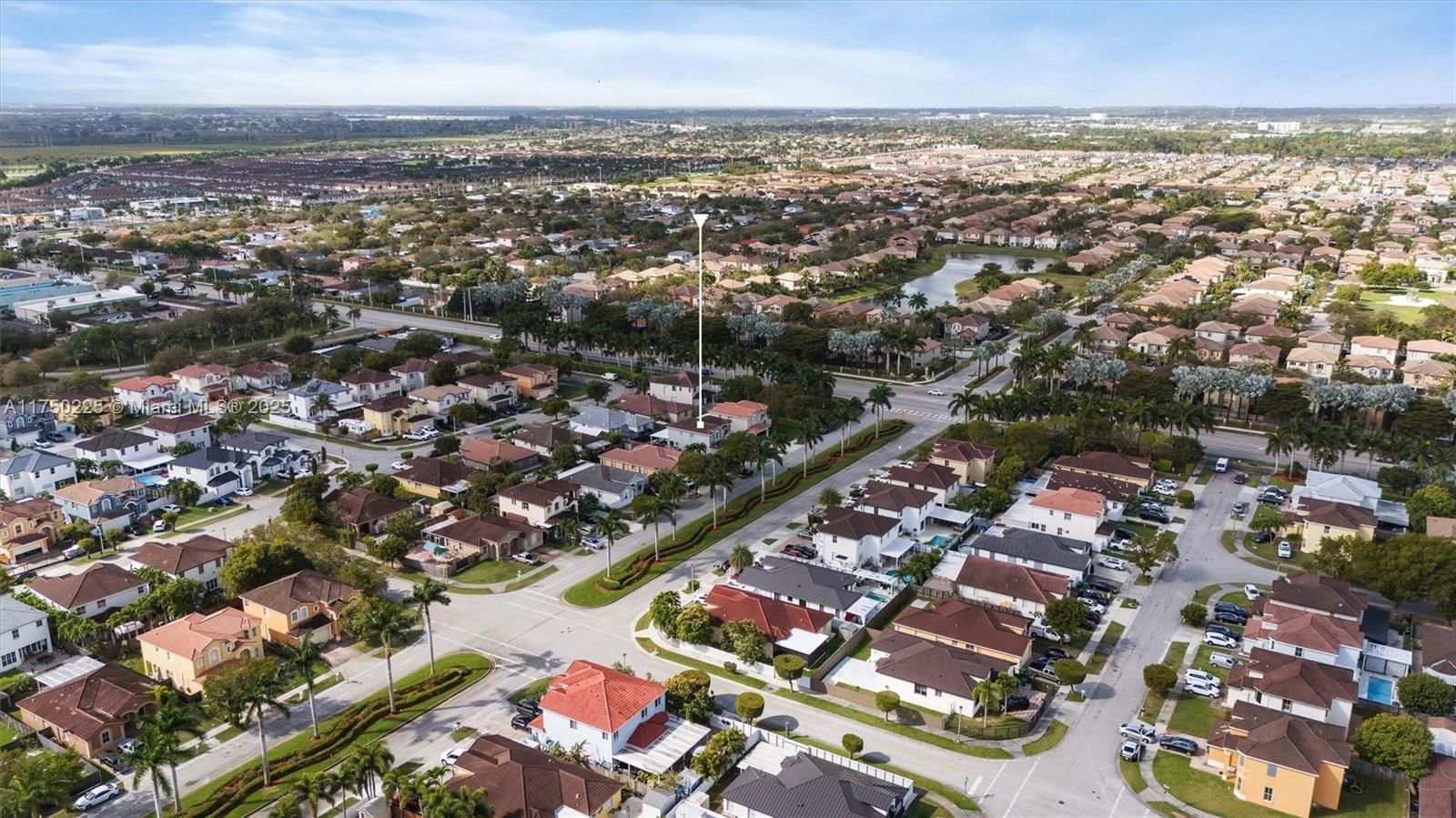 Real estate property located at 11104 242nd St, Miami-dade, Bluewaters Subdivision, Homestead, FL