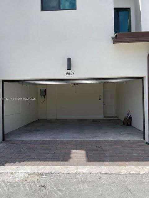 Real estate property located at 4621 83rd Path, Miami-dade, Downtown Doral South Phas, Doral, FL