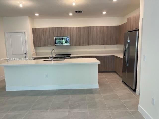 Real estate property located at 4621 83rd Path, Miami-dade, Downtown Doral South Phas, Doral, FL