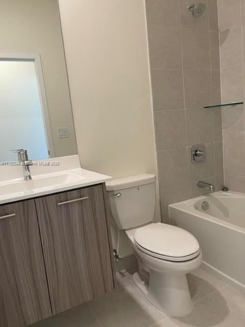 Real estate property located at 4621 83rd Path, Miami-dade, Downtown Doral South Phas, Doral, FL