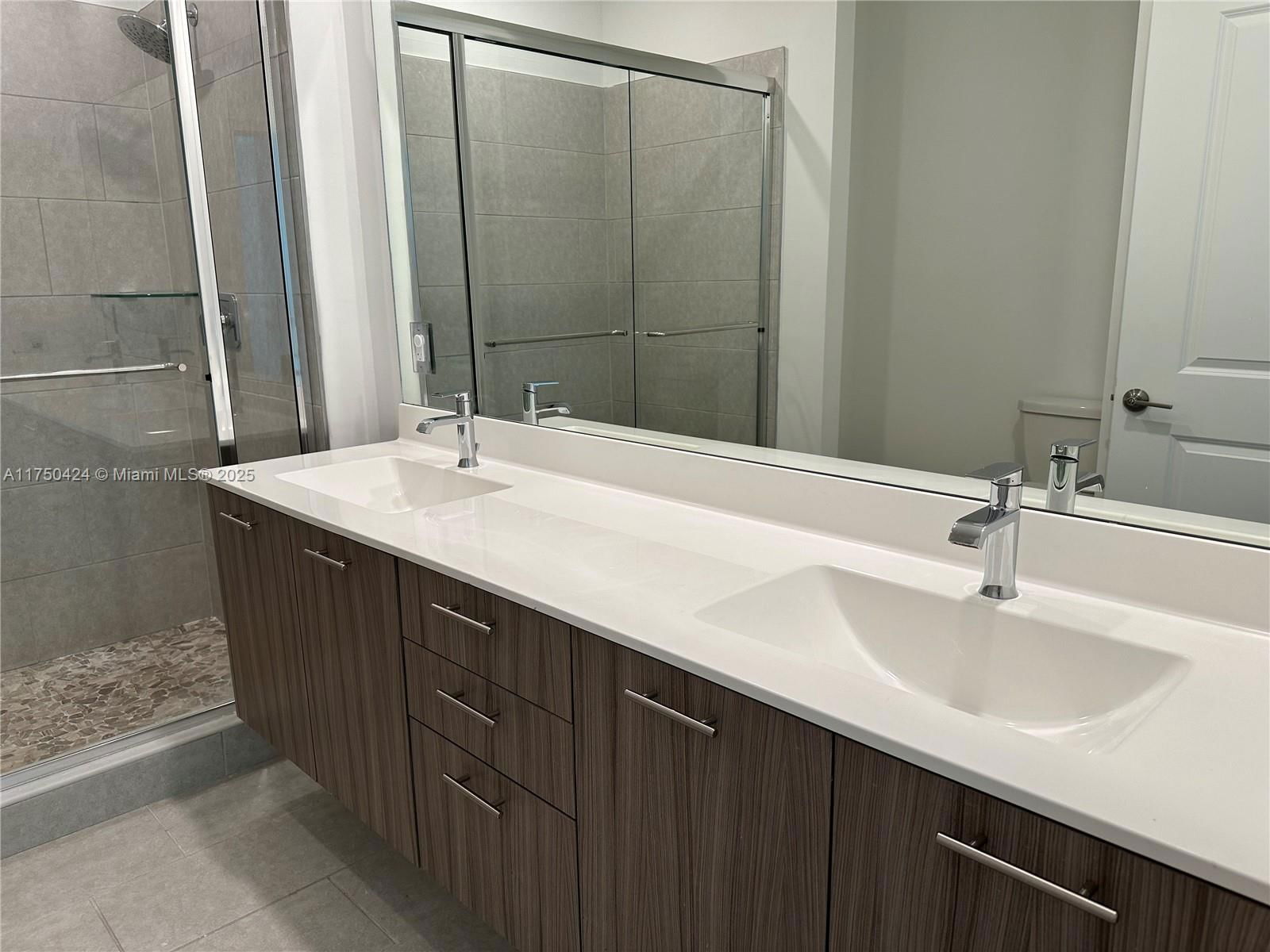 Real estate property located at 8265 41 ST #308, Miami-dade, Downtown Doral South Phas, Doral, FL