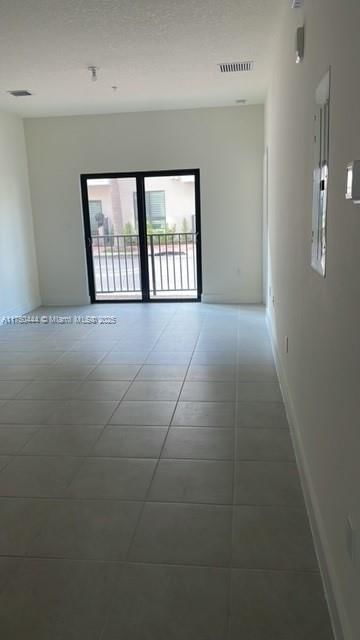 Real estate property located at 8265 41 st #402, Miami-dade, Downtown Doral South Phas, Doral, FL