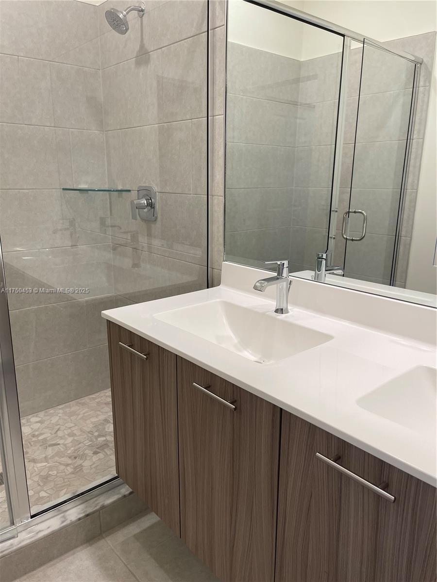Real estate property located at 4528 83rd Path #4528, Miami-dade, Downtown Doral South Phas, Doral, FL