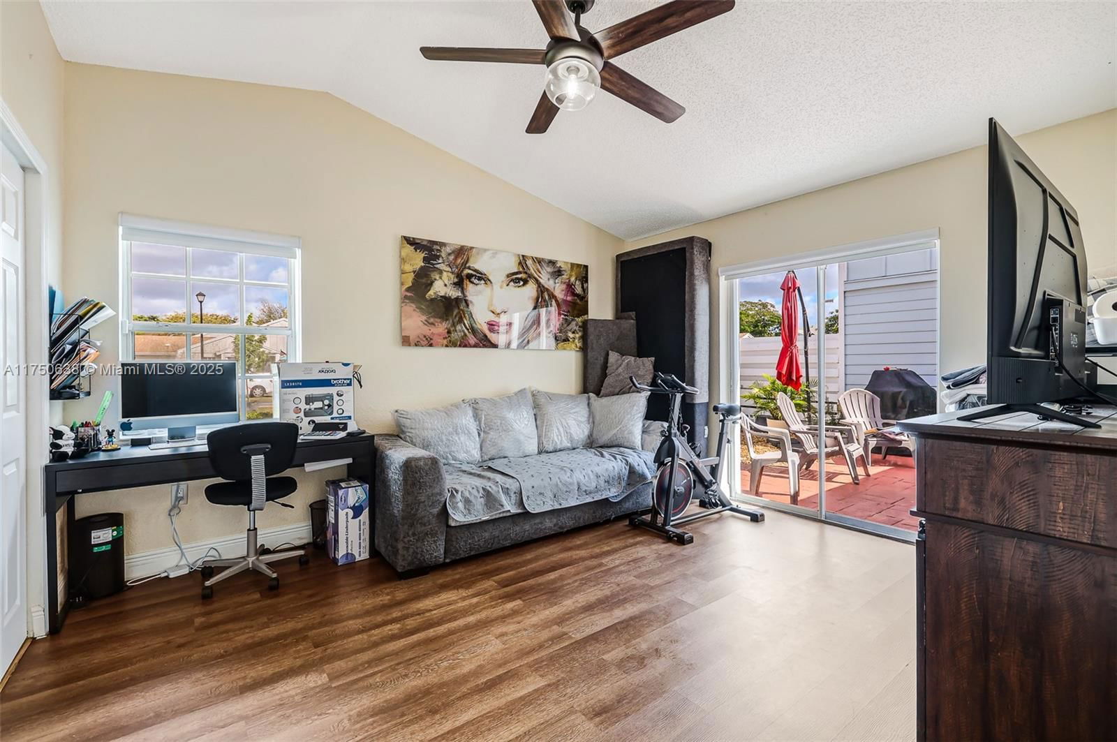 Real estate property located at 13781 147th Cir Ln #2-17, Miami-dade, Vilg Homes Country Walk C, Miami, FL