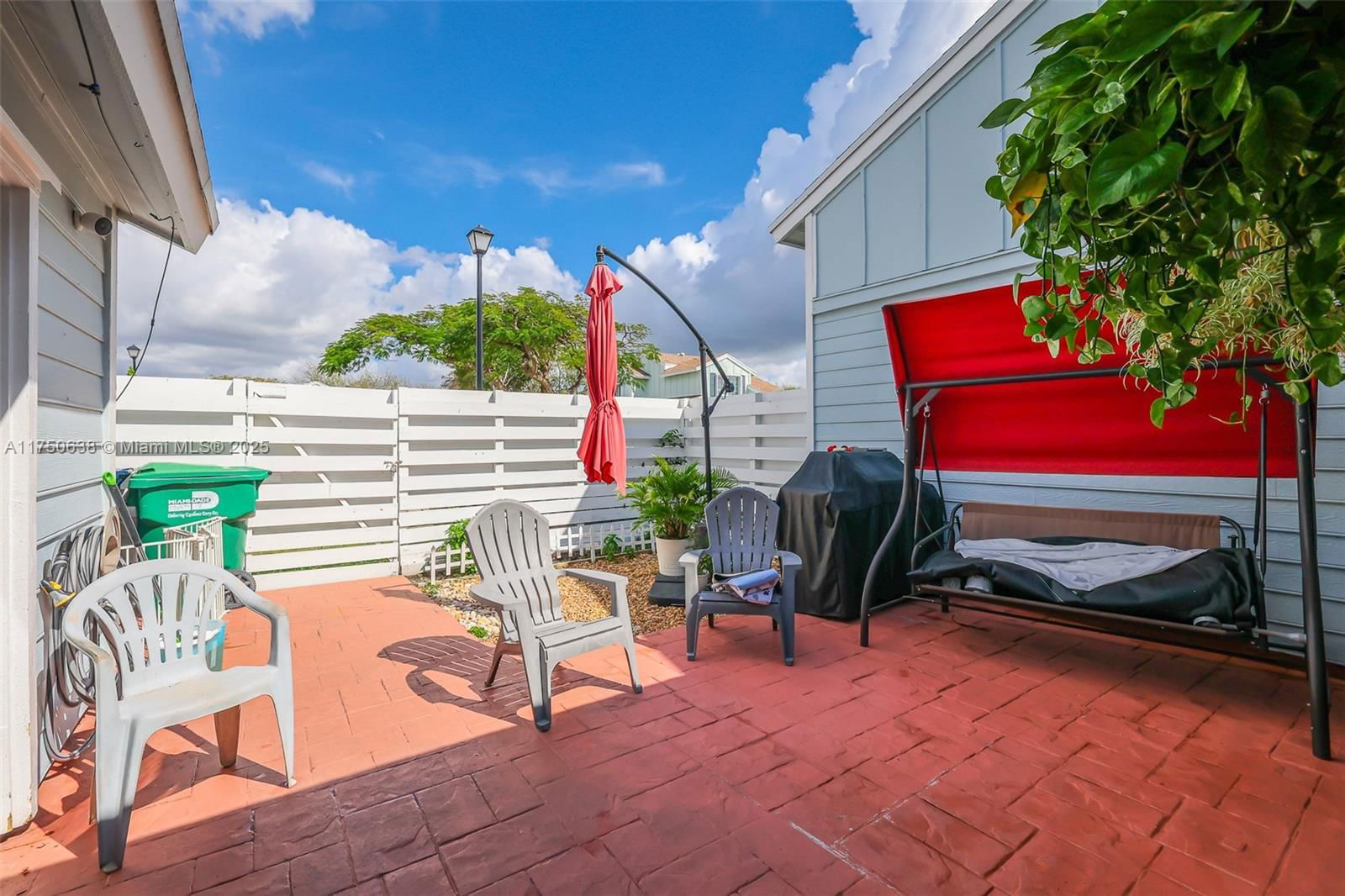 Real estate property located at 13781 147th Cir Ln #2-17, Miami-dade, Vilg Homes Country Walk C, Miami, FL