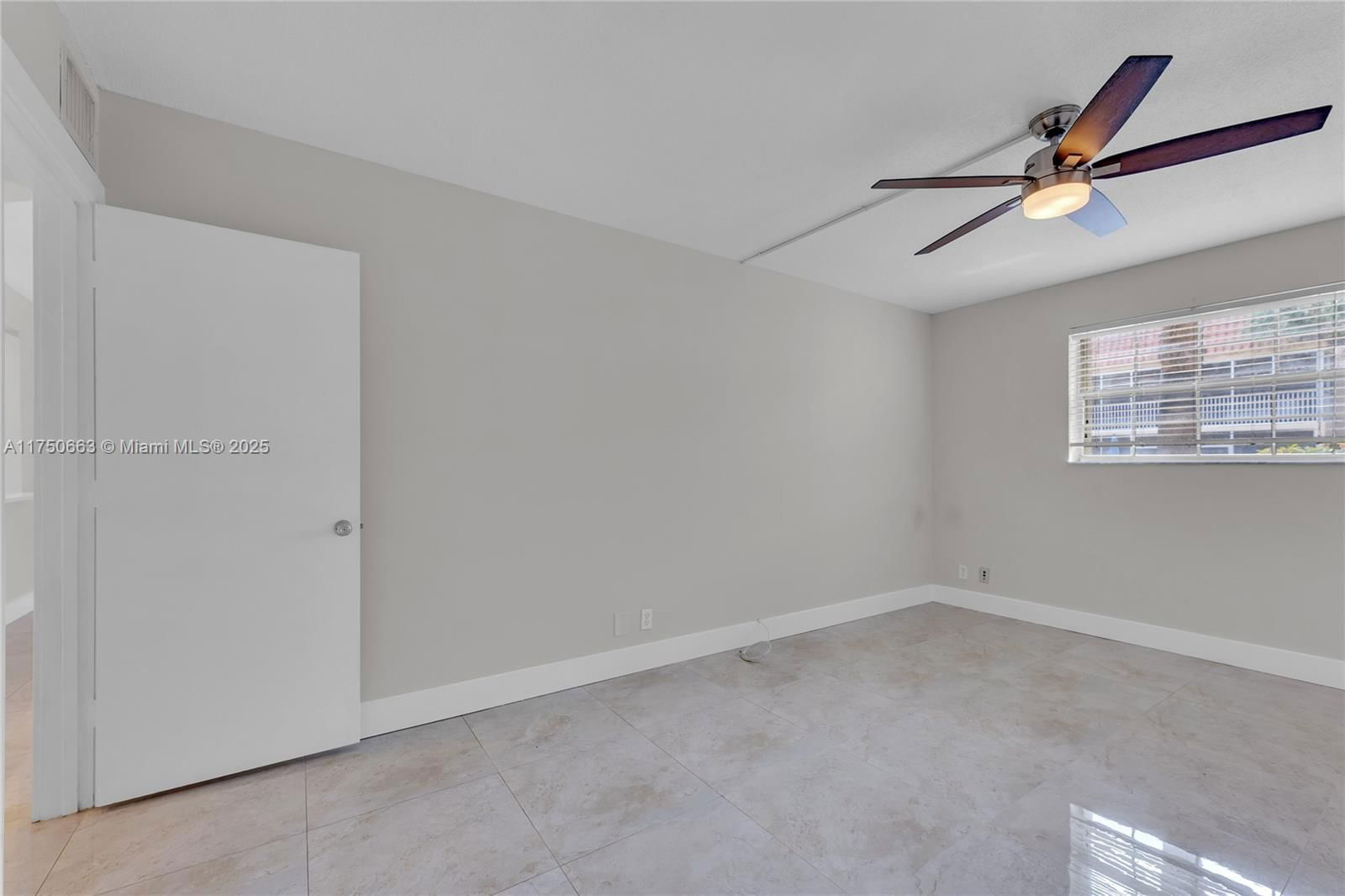 Real estate property located at 101 Mcnab Rd #210, Broward, Barcelona Gardens Condo B, Pompano Beach, FL