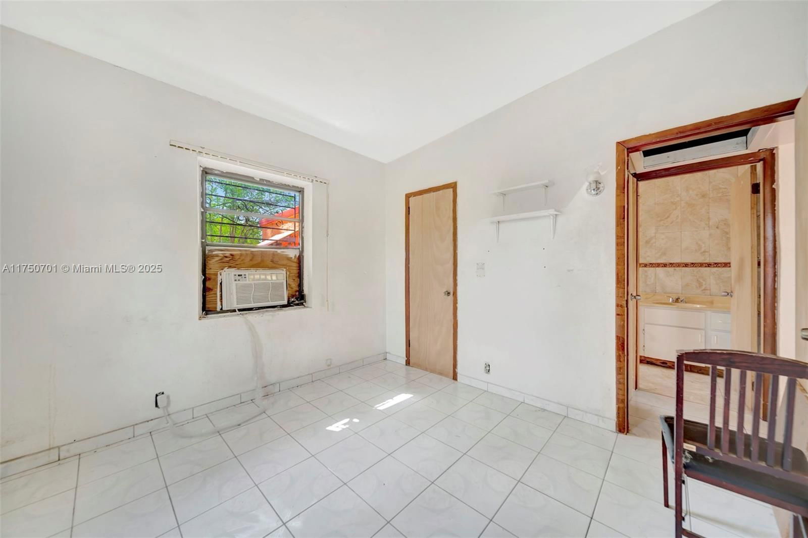 Real estate property located at 1110 140th St, Miami-dade, 1st Addn To Hyde Park Man, Miami, FL