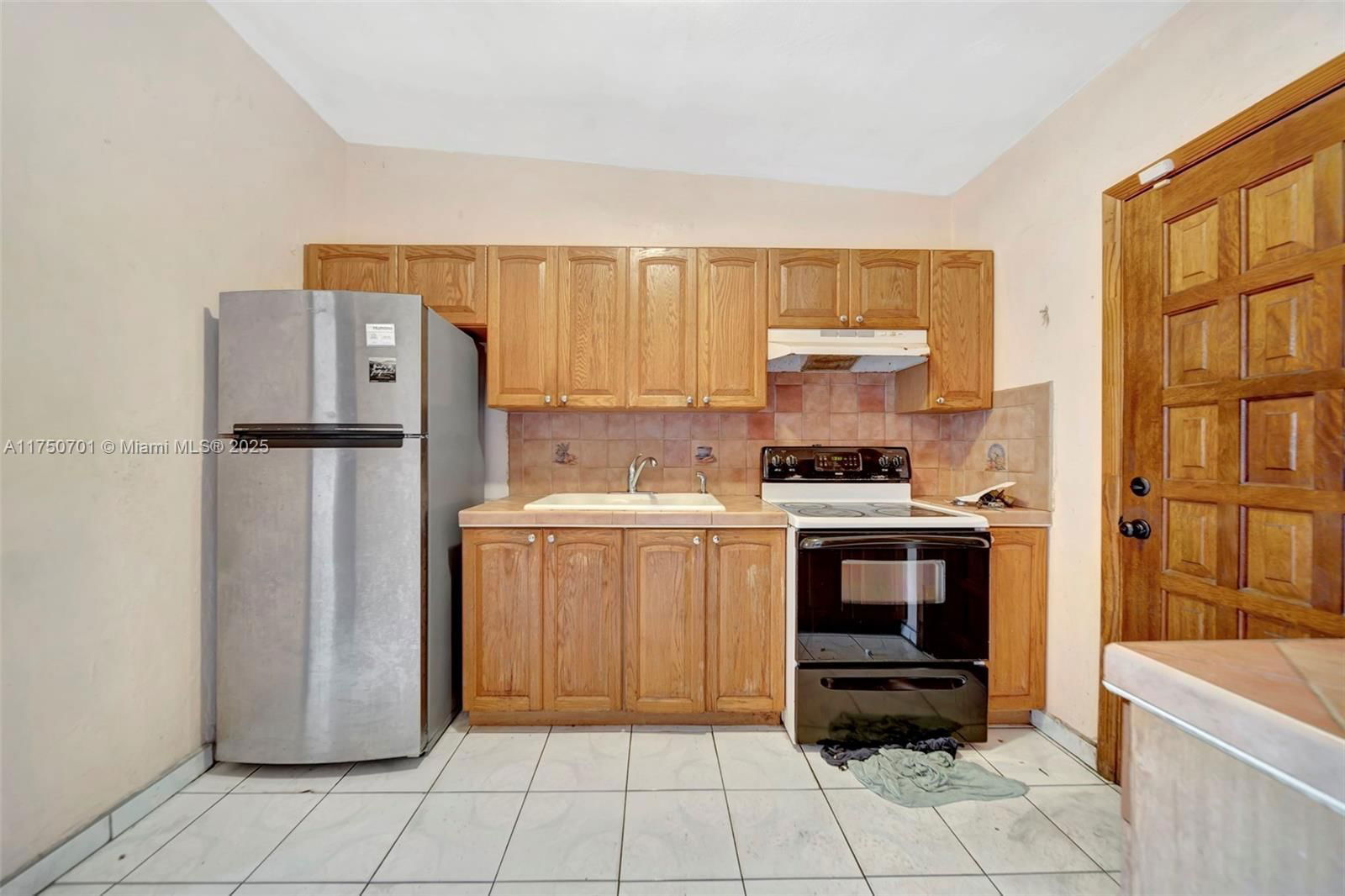 Real estate property located at 1110 140th St, Miami-dade, 1st Addn To Hyde Park Man, Miami, FL