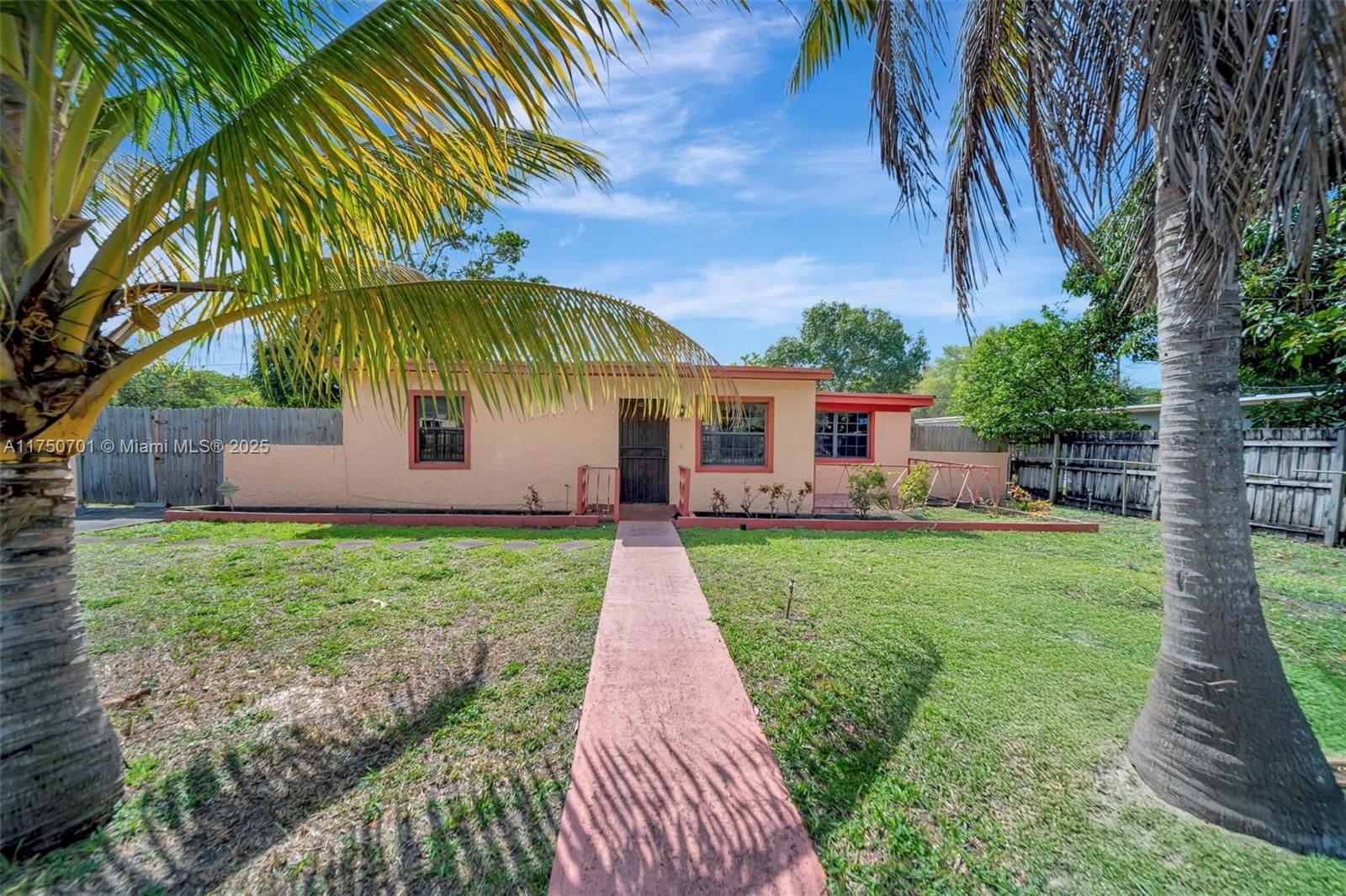 Real estate property located at 1110 140th St, Miami-dade, 1st Addn To Hyde Park Man, Miami, FL
