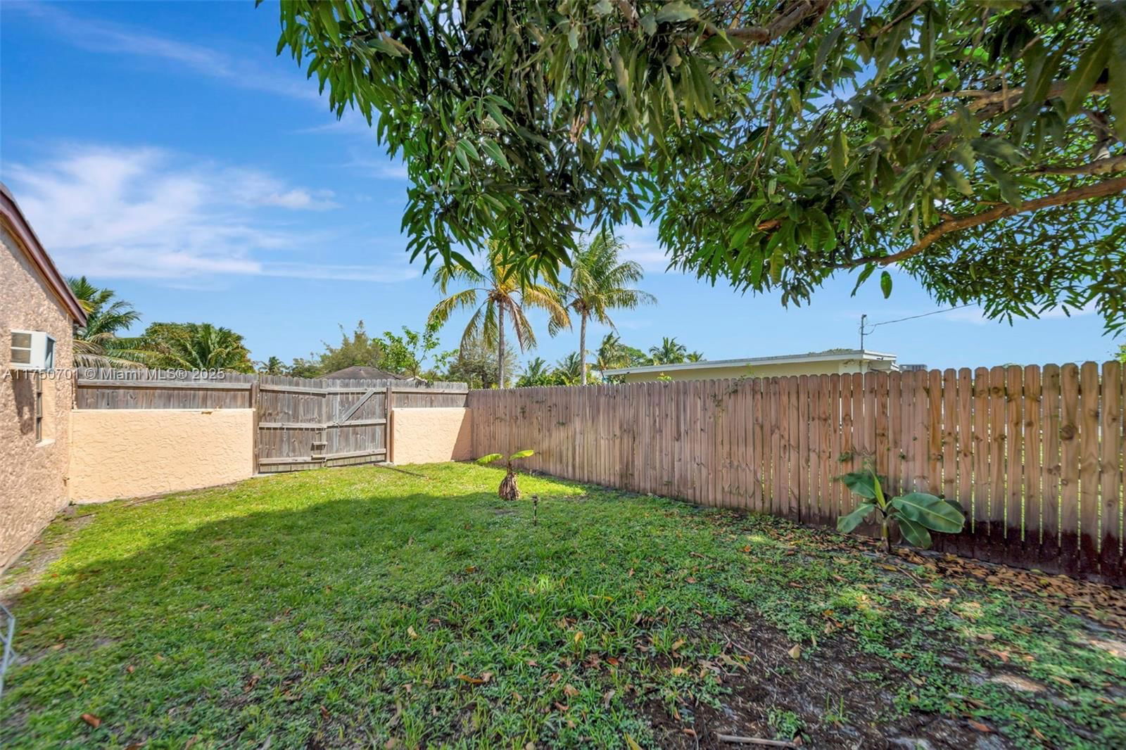 Real estate property located at 1110 140th St, Miami-dade, 1st Addn To Hyde Park Man, Miami, FL
