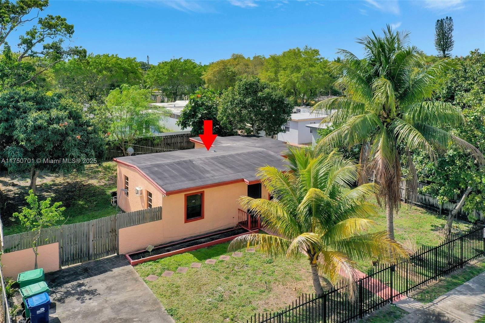 Real estate property located at 1110 140th St, Miami-dade, 1st Addn To Hyde Park Man, Miami, FL