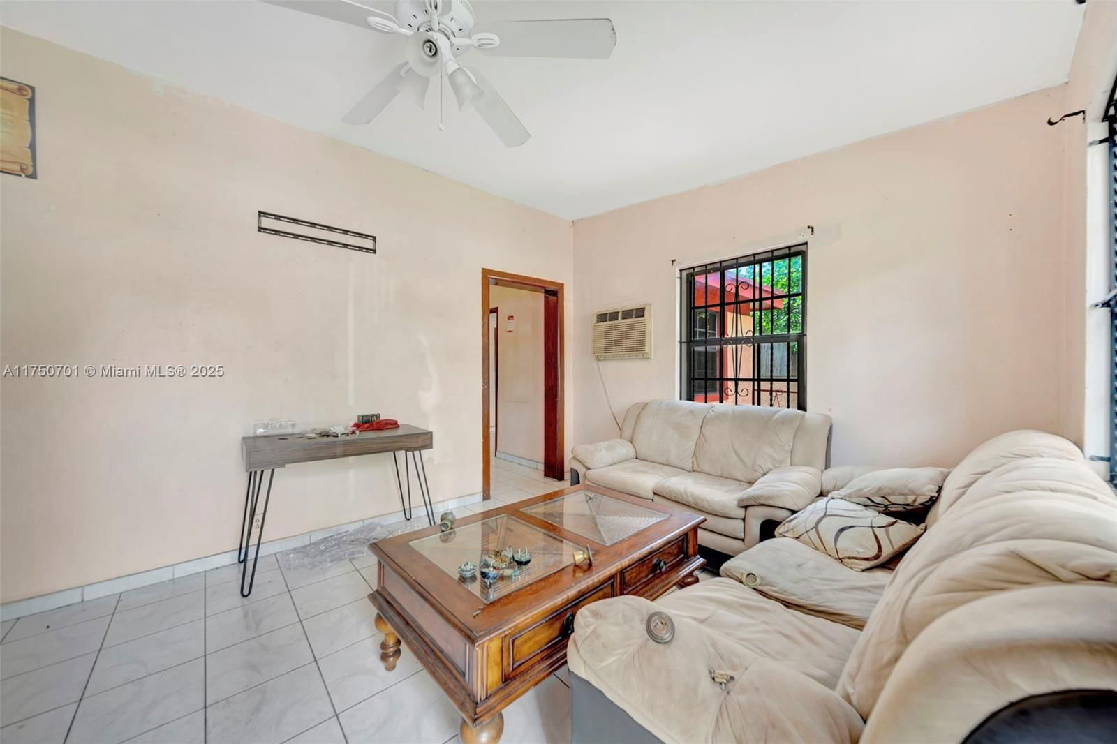 Real estate property located at 1110 140th St, Miami-dade, 1st Addn To Hyde Park Man, Miami, FL