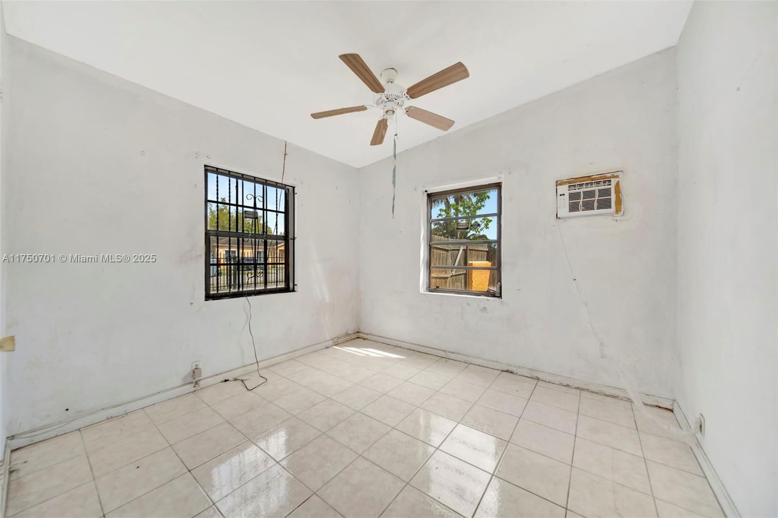Real estate property located at 1110 140th St, Miami-dade, 1st Addn To Hyde Park Man, Miami, FL