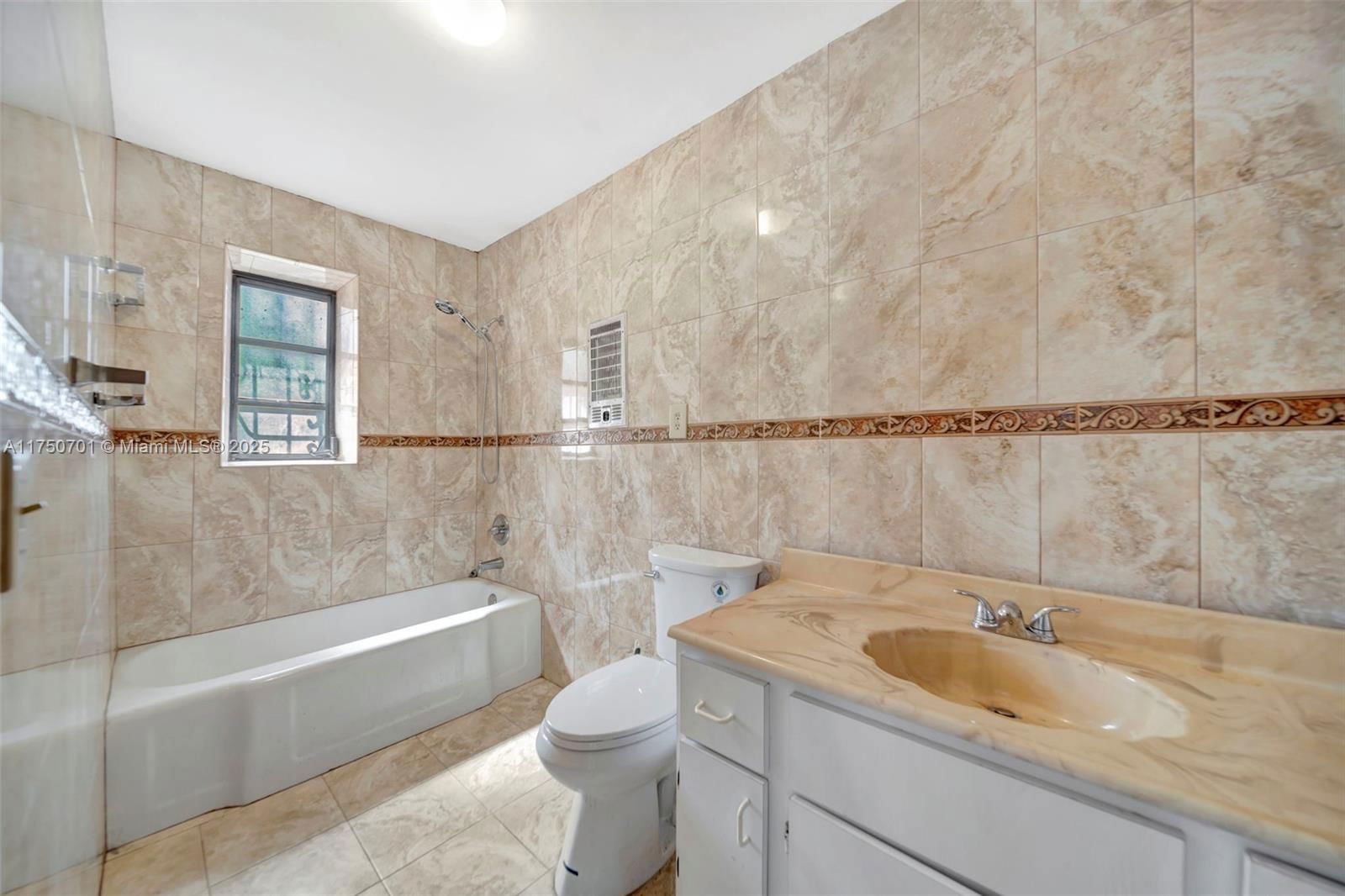 Real estate property located at 1110 140th St, Miami-dade, 1st Addn To Hyde Park Man, Miami, FL